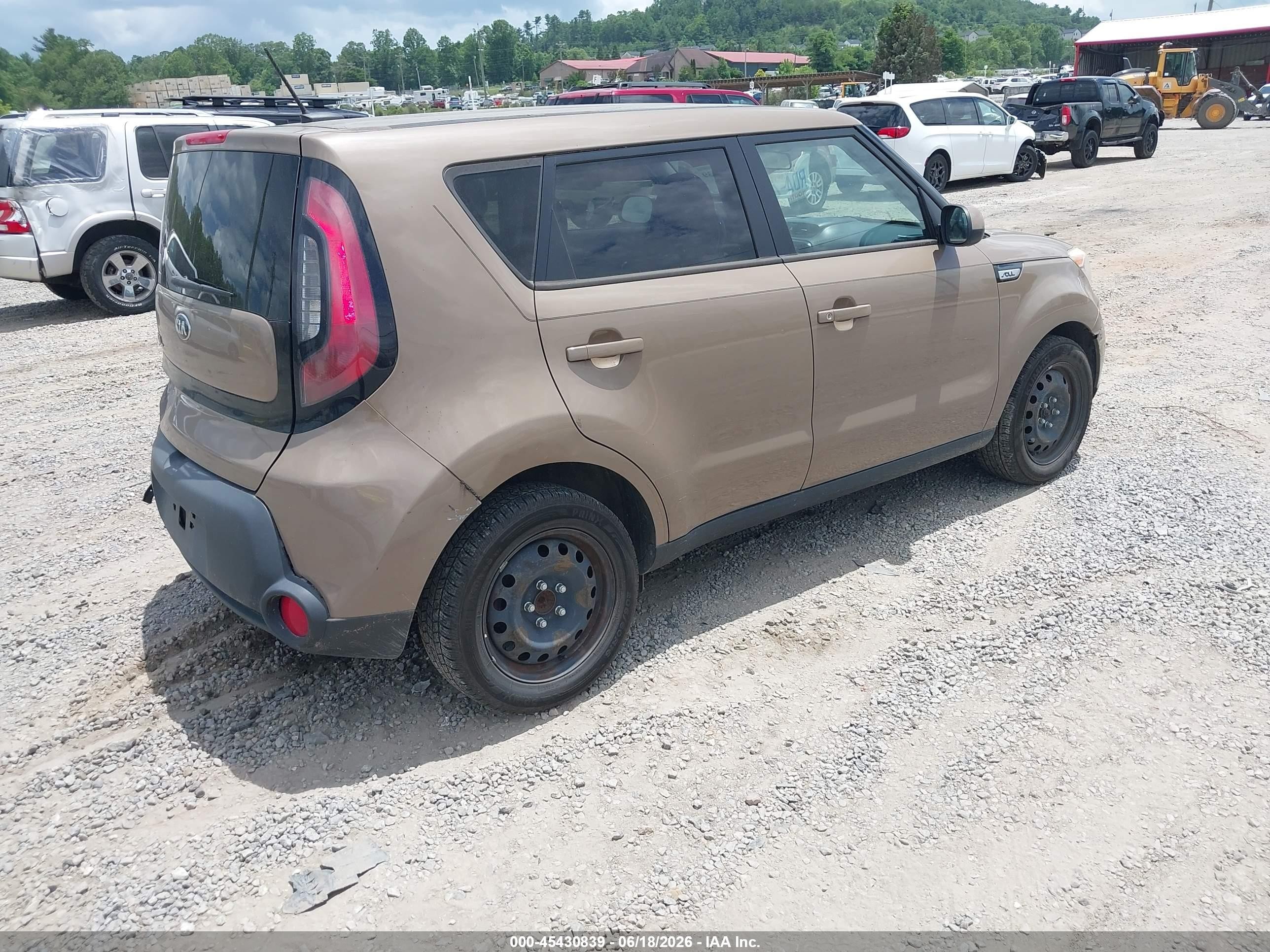 2015 Kia Soul   Brown vin: KNDJN2A2XF7220893