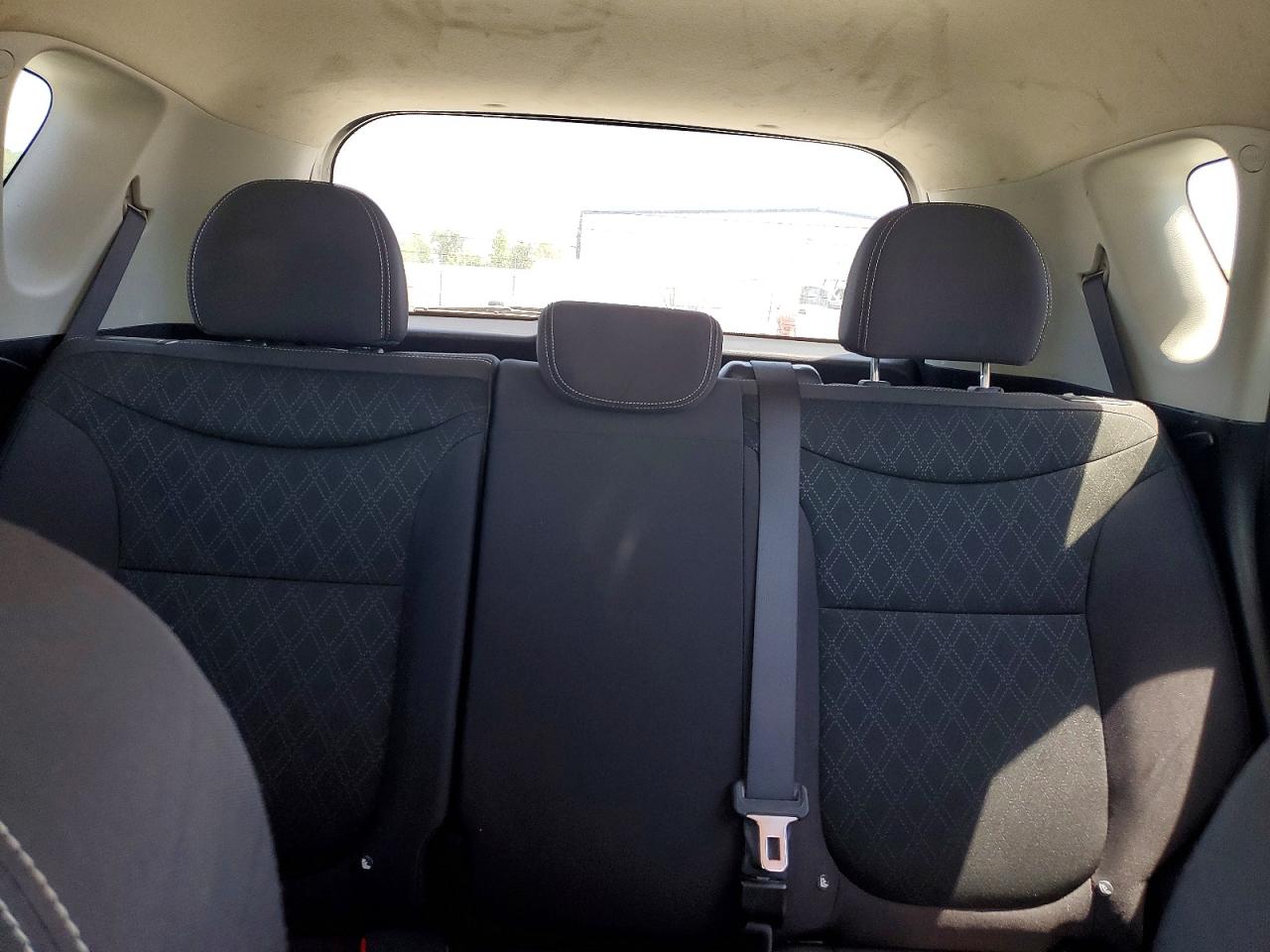 2015 Kia Soul Base Gray vin: KNDJN2A2XF7236155