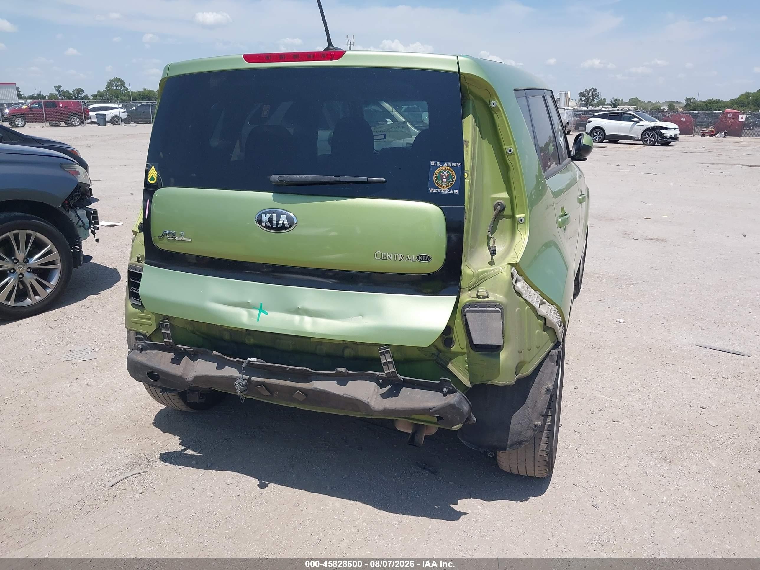 2015 Kia Soul   Green vin: KNDJN2A2XF7750961