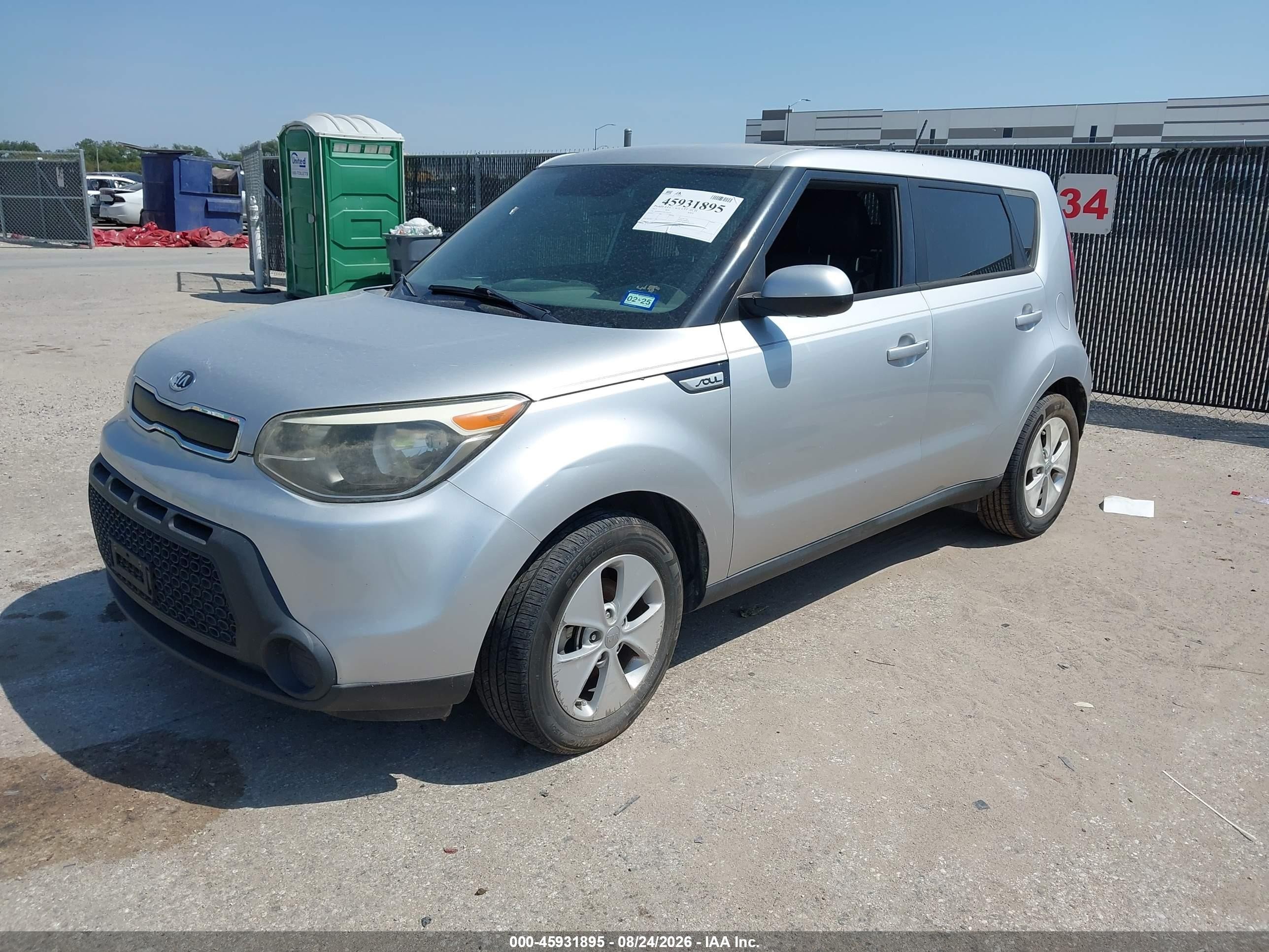 2015 Kia Soul   Silver vin: KNDJN2A2XF7756145