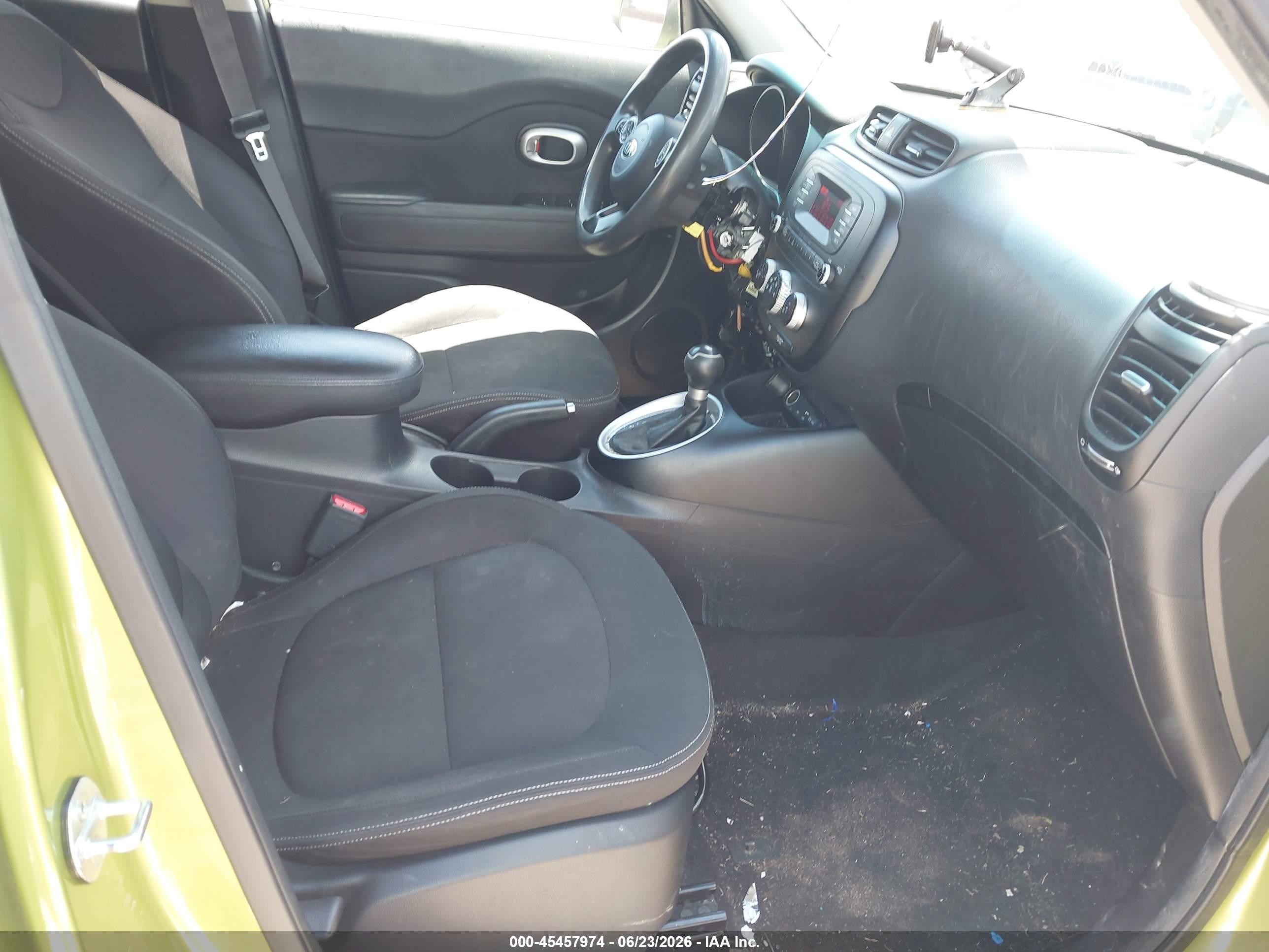 2015 Kia Soul   Green vin: KNDJN2A2XF7779652