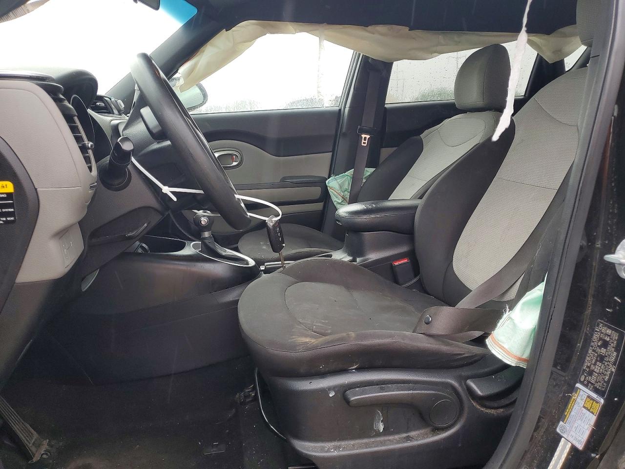 2015 Kia Soul Base Black vin: KNDJN2A2XF7784298