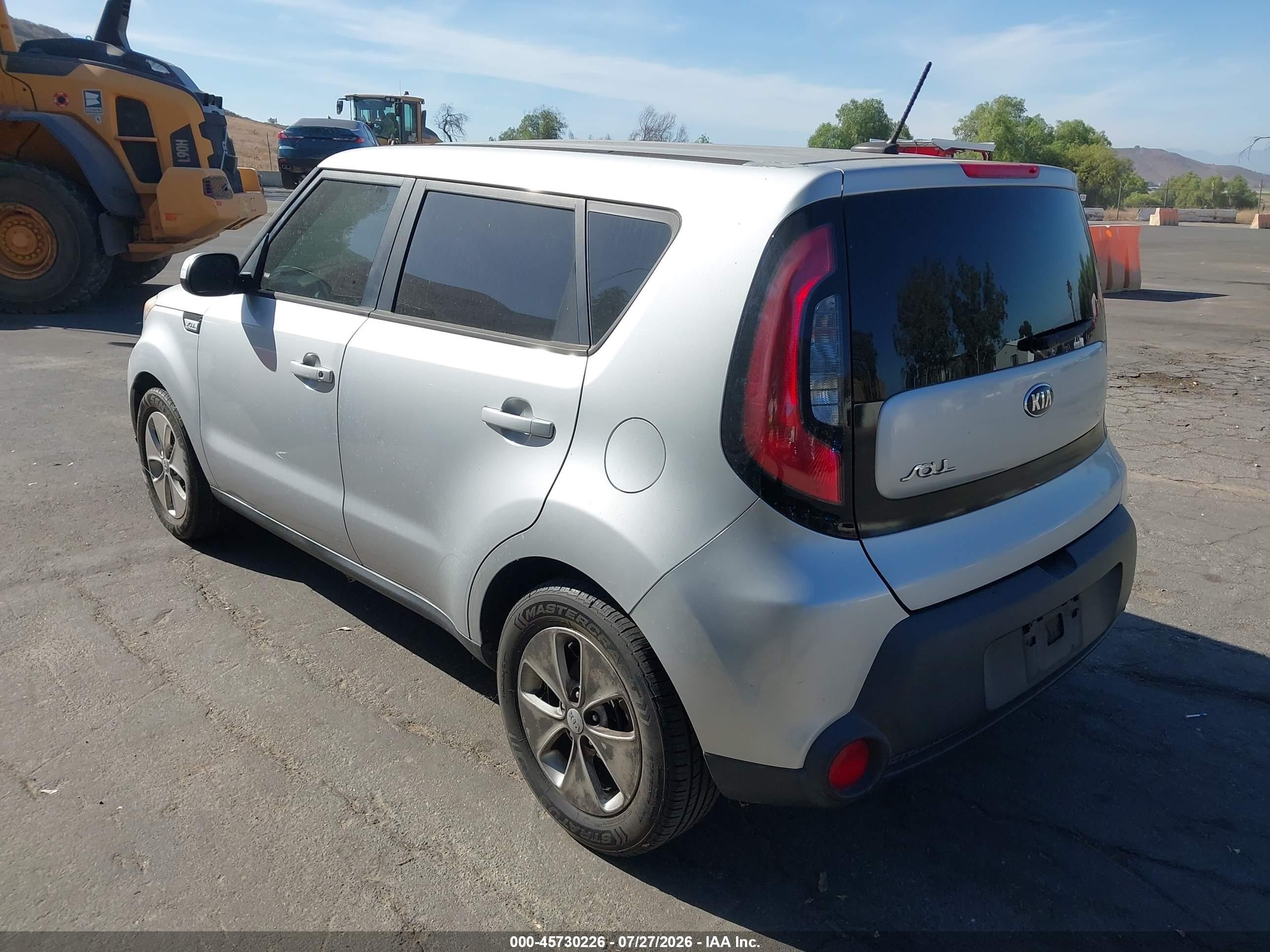 2015 Kia Soul   Silver vin: KNDJN2A2XF7794197