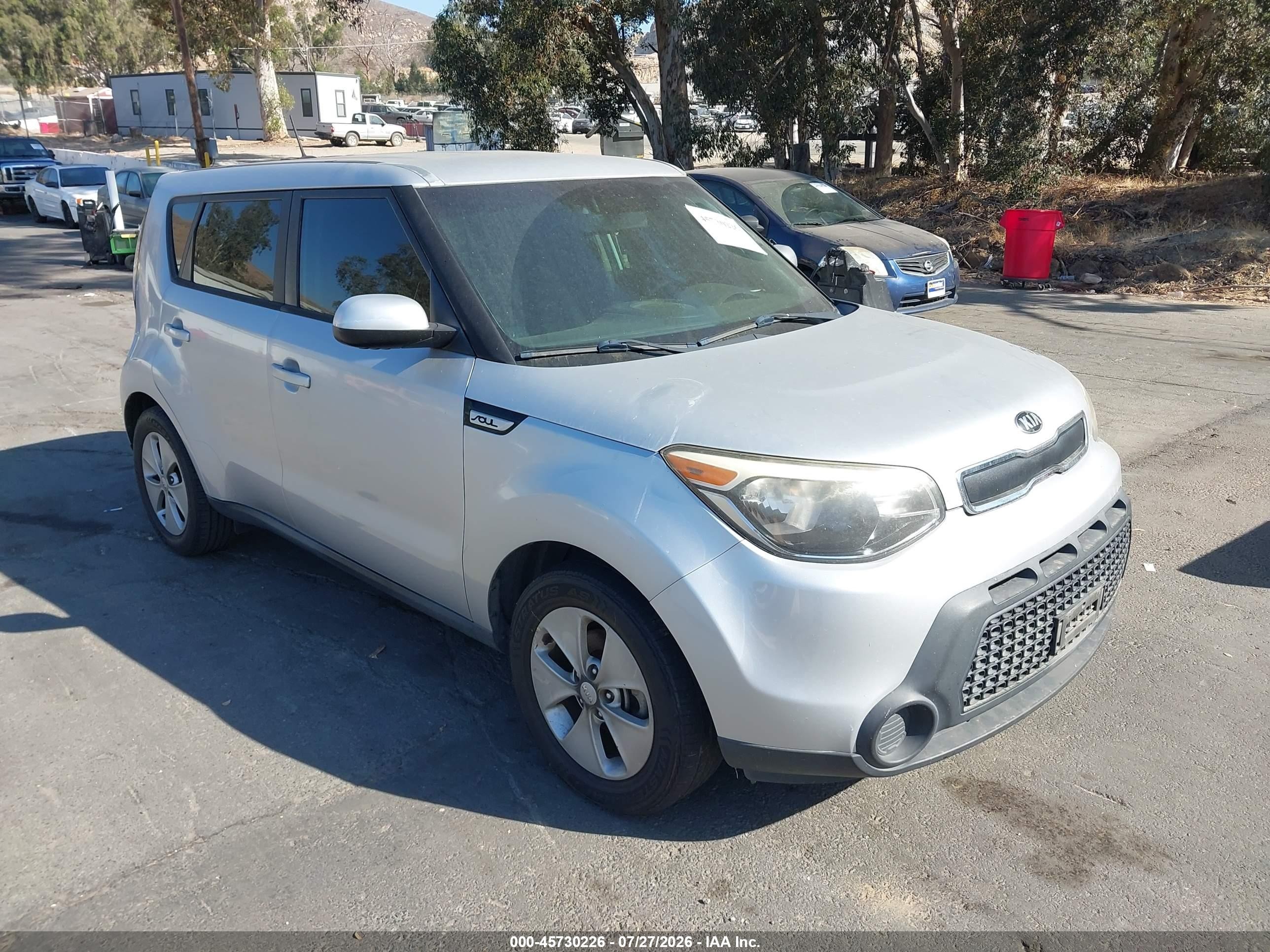 2015 Kia Soul   Серебряный vin: KNDJN2A2XF7794197
