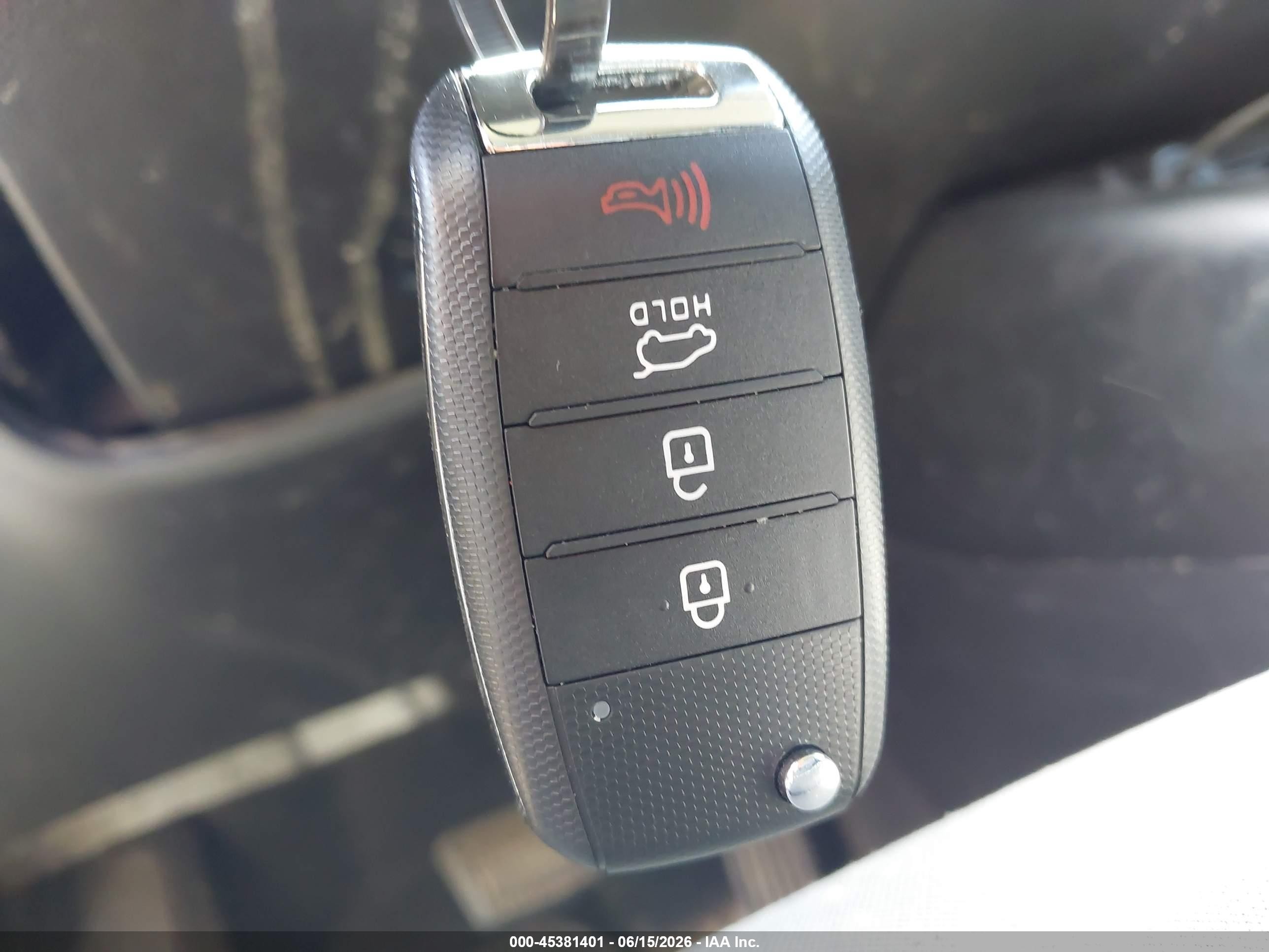 2016 Kia Soul   Black vin: KNDJN2A2XG7301104