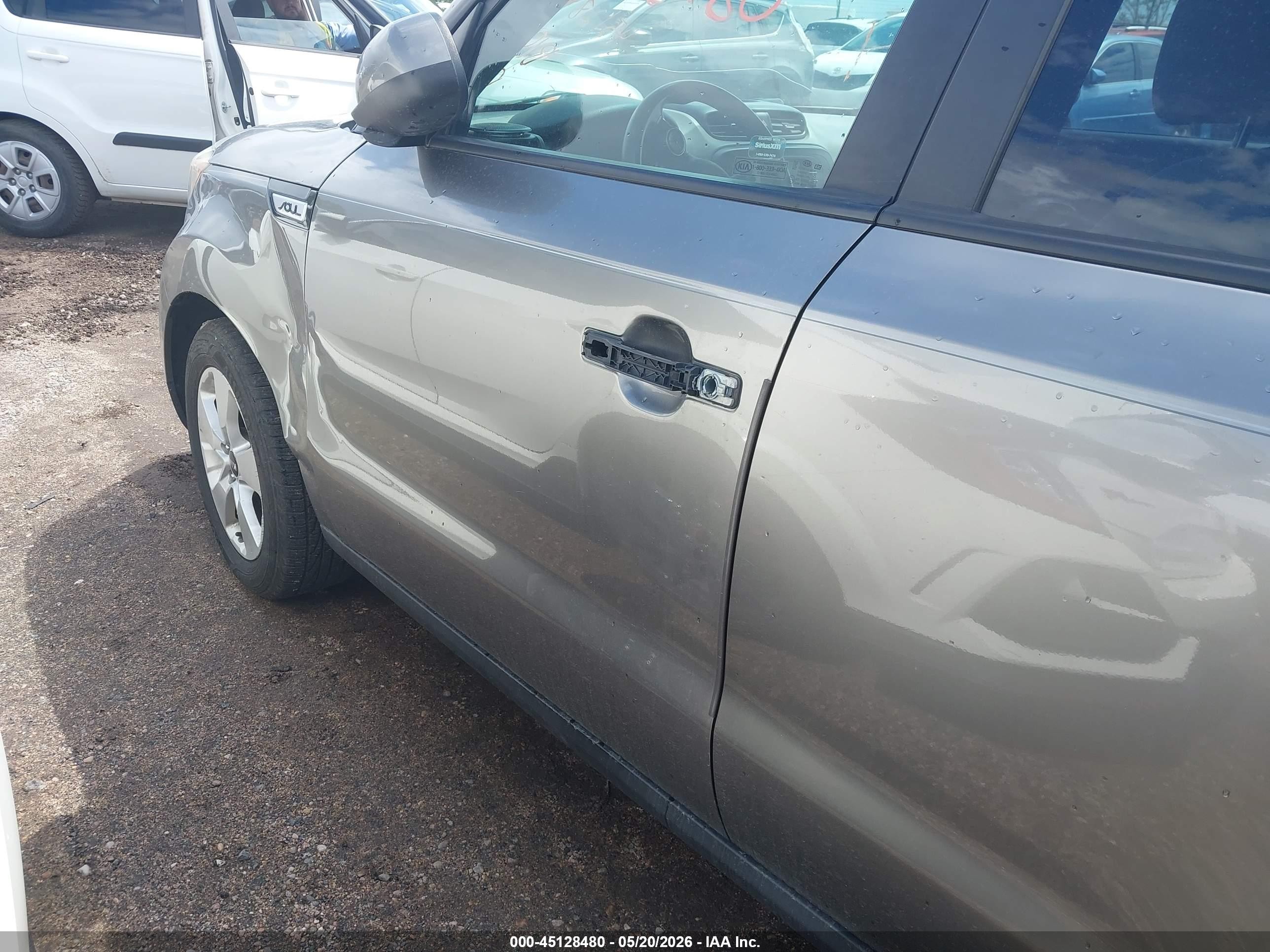 2018 Kia Soul   Pewter vin: KNDJN2A2XJ7595434