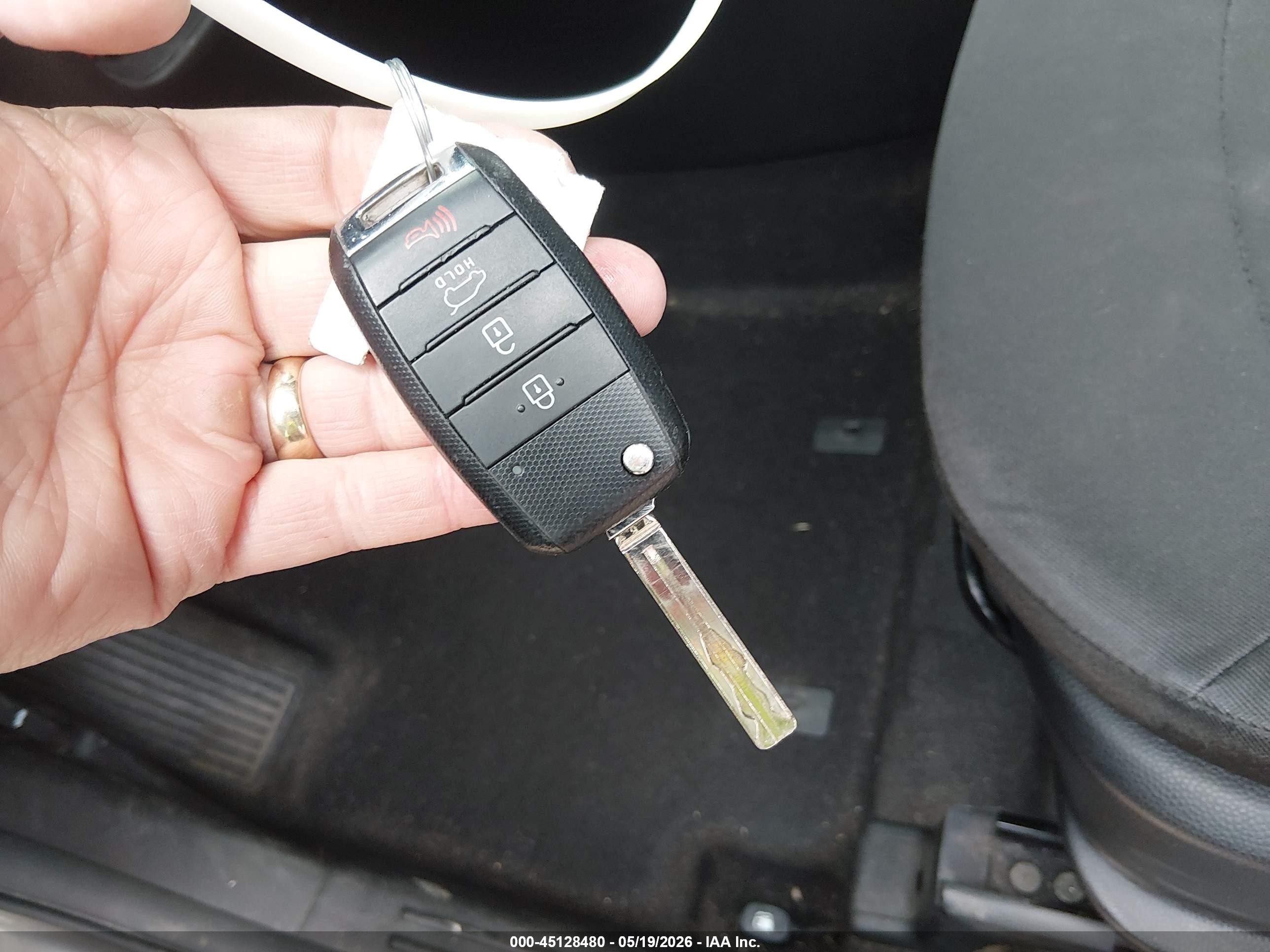 2018 Kia Soul   Pewter vin: KNDJN2A2XJ7595434