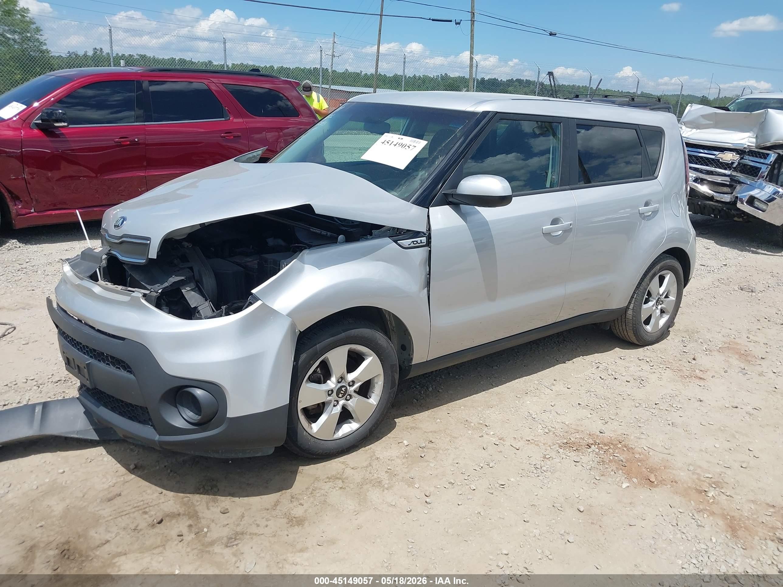 2019 Kia Soul Silver vin: KNDJN2A2XK7002785
