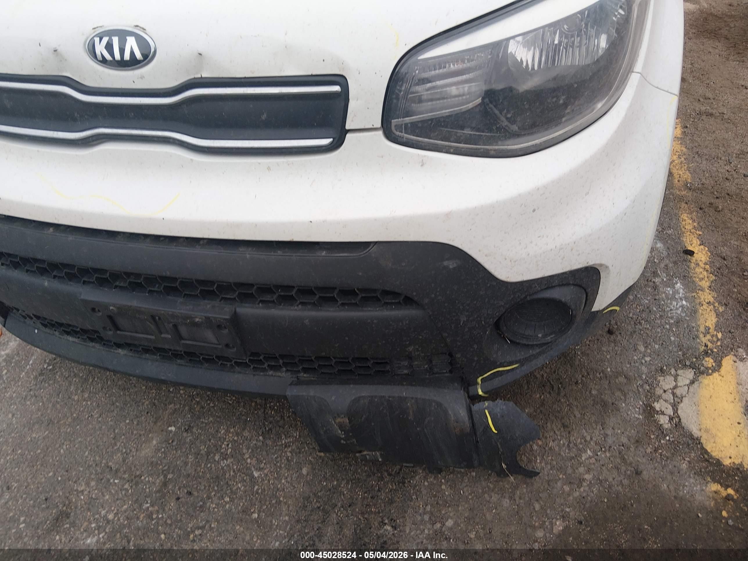 2019 Kia Soul   White vin: KNDJN2A2XK7920858