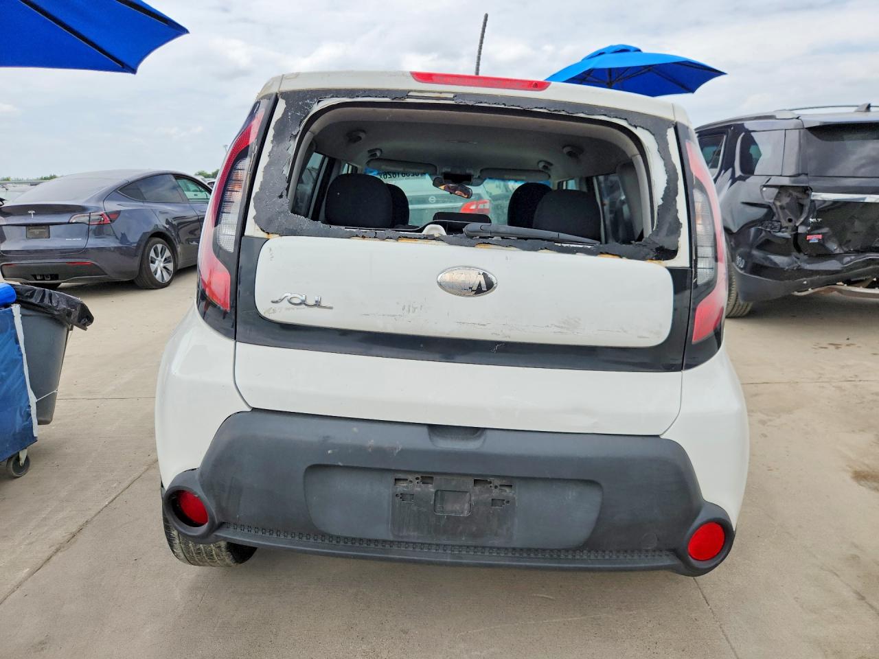 2014 Kia Soul + Белый vin: KNDJP3A50E7007864