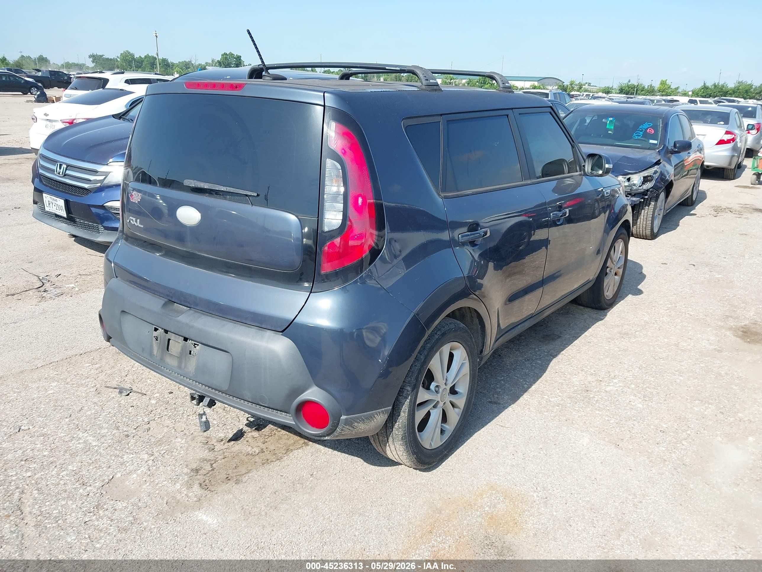 2014 Kia Soul + Blue vin: KNDJP3A50E7041304