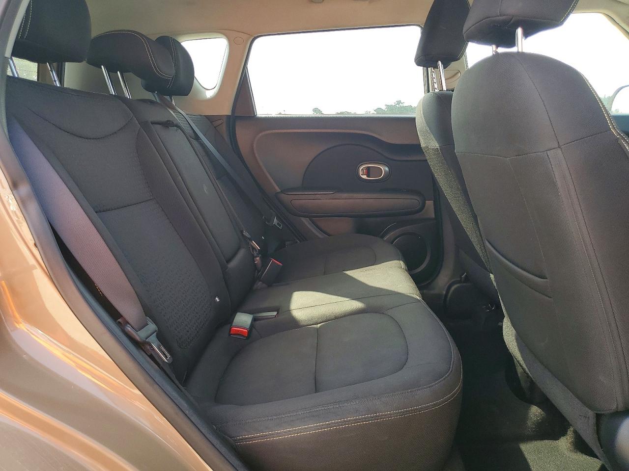 2014 Kia Soul + Brown vin: KNDJP3A50E7066610