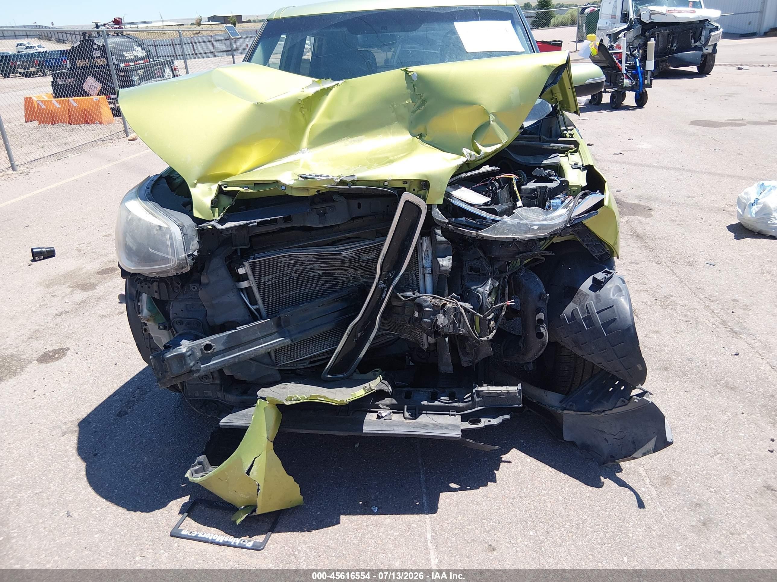 2014 Kia Soul + Green vin: KNDJP3A50E7708856