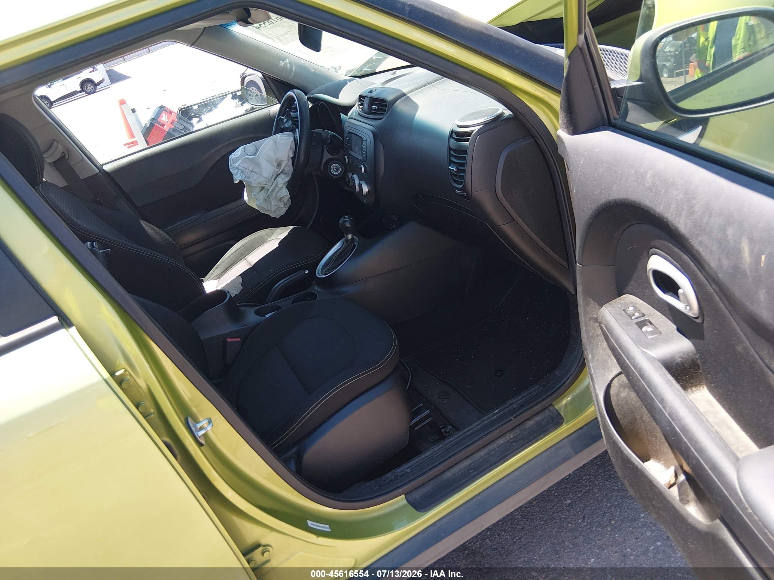 2014 Kia Soul + Green vin: KNDJP3A50E7708856