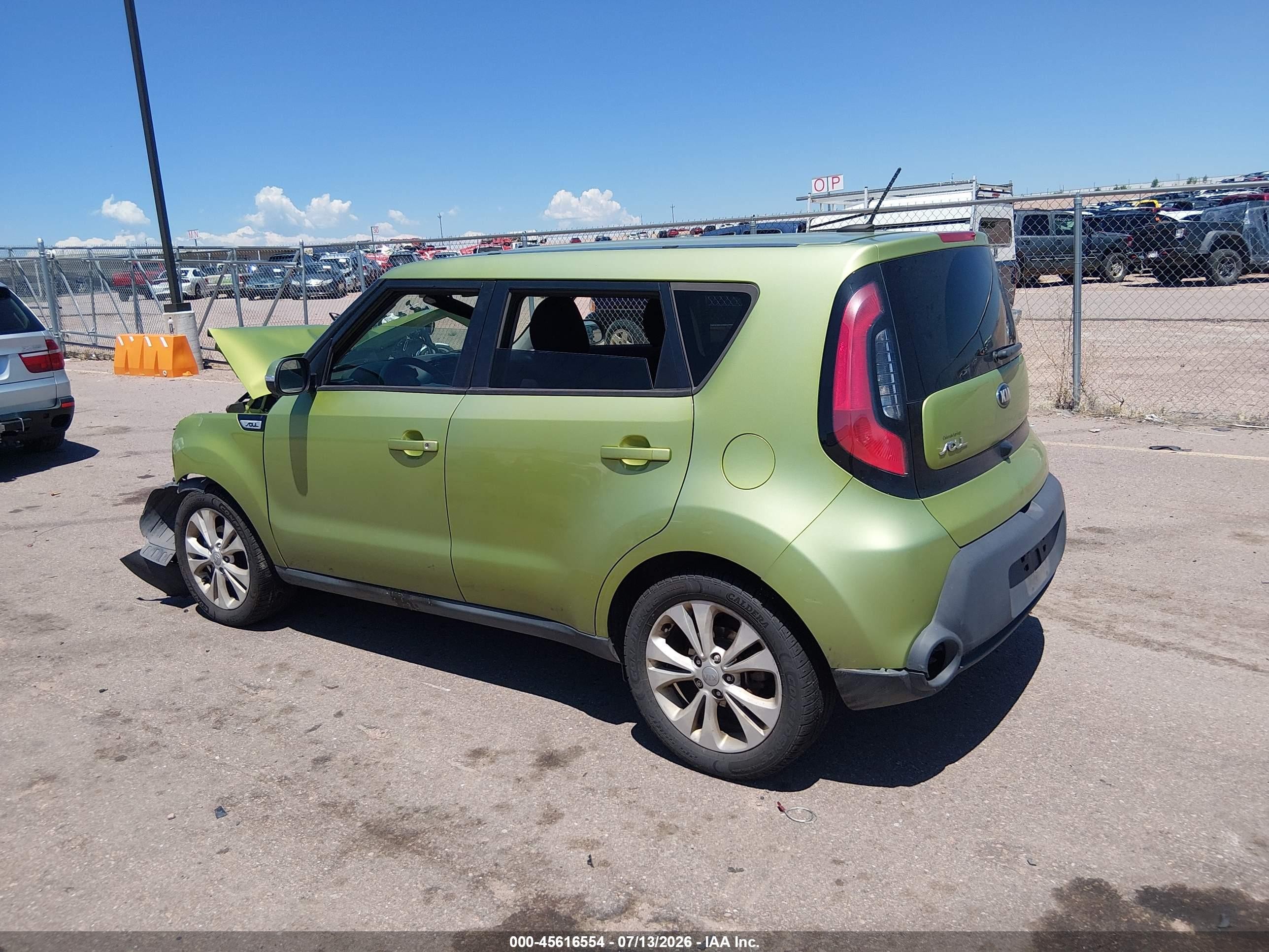 2014 Kia Soul + Green vin: KNDJP3A50E7708856