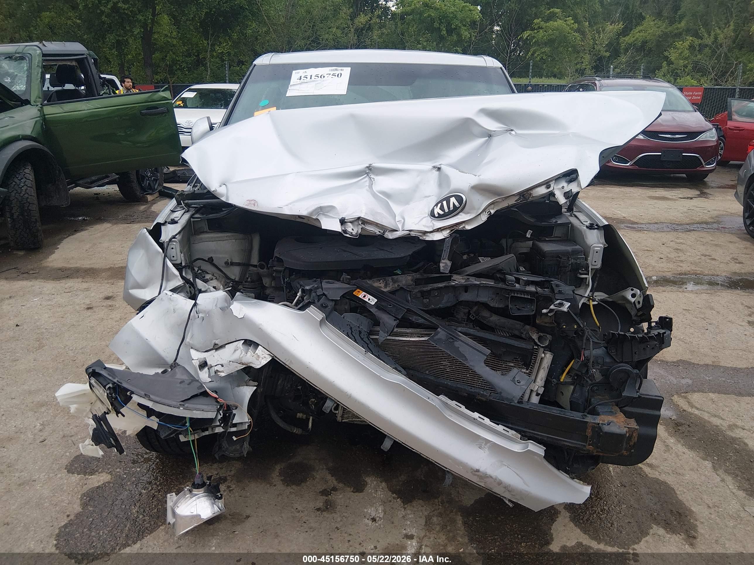 2014 Kia Soul + Silver vin: KNDJP3A50E7722904