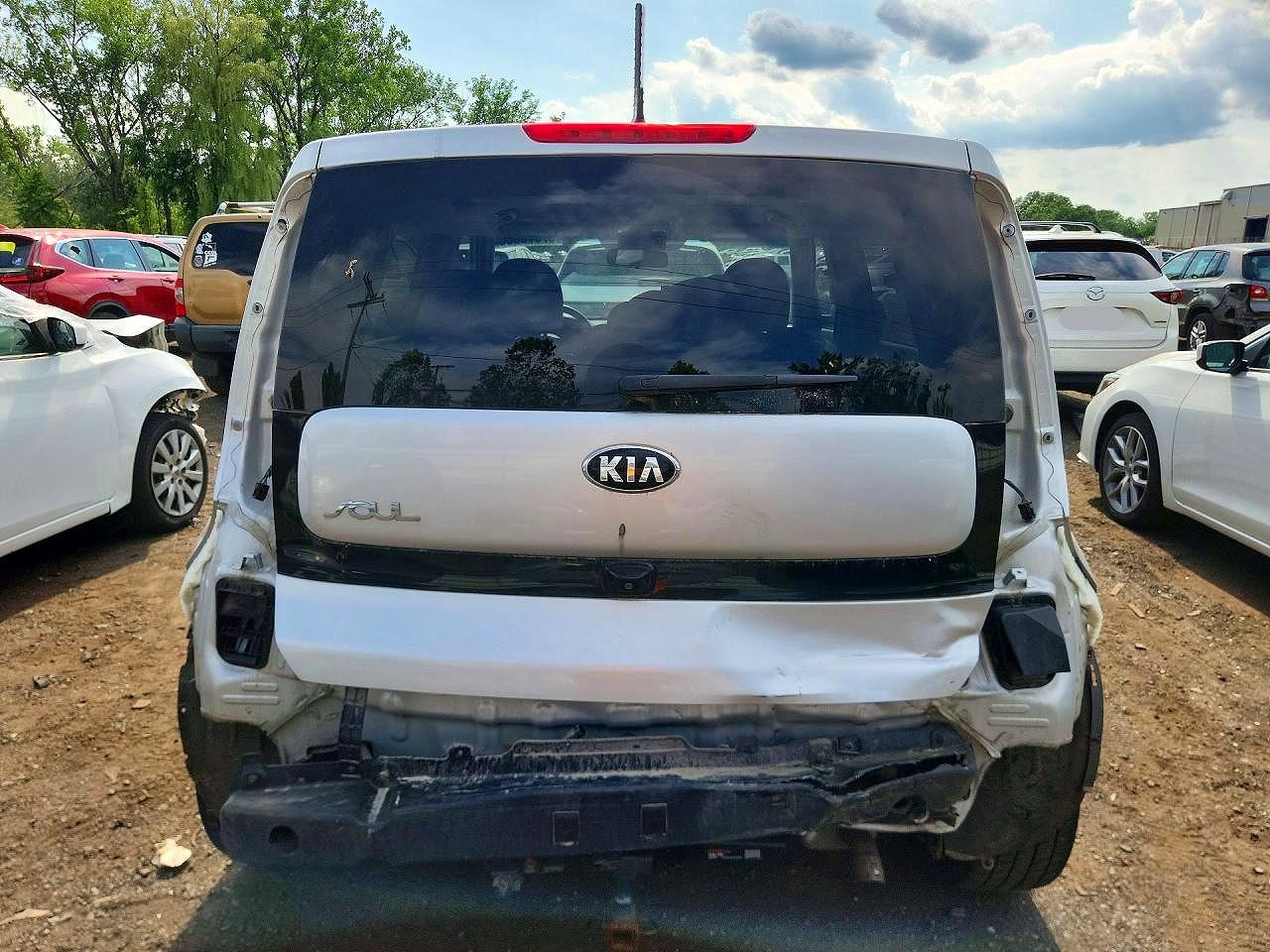 2014 Kia Soul + Gray vin: KNDJP3A50E7732235