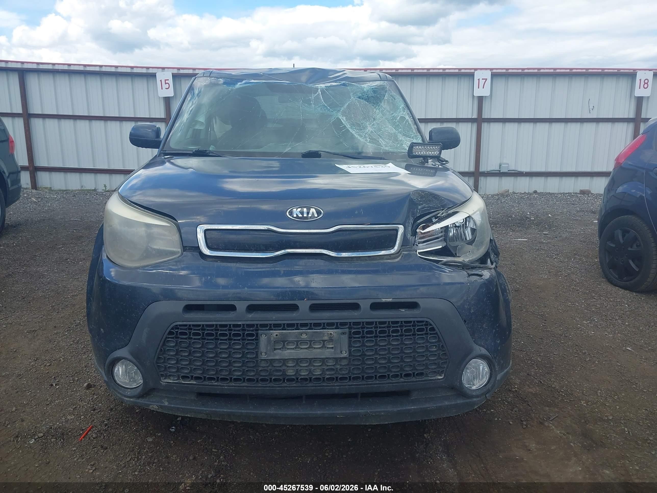 2015 Kia Soul + Dark Blue vin: KNDJP3A50F7114835
