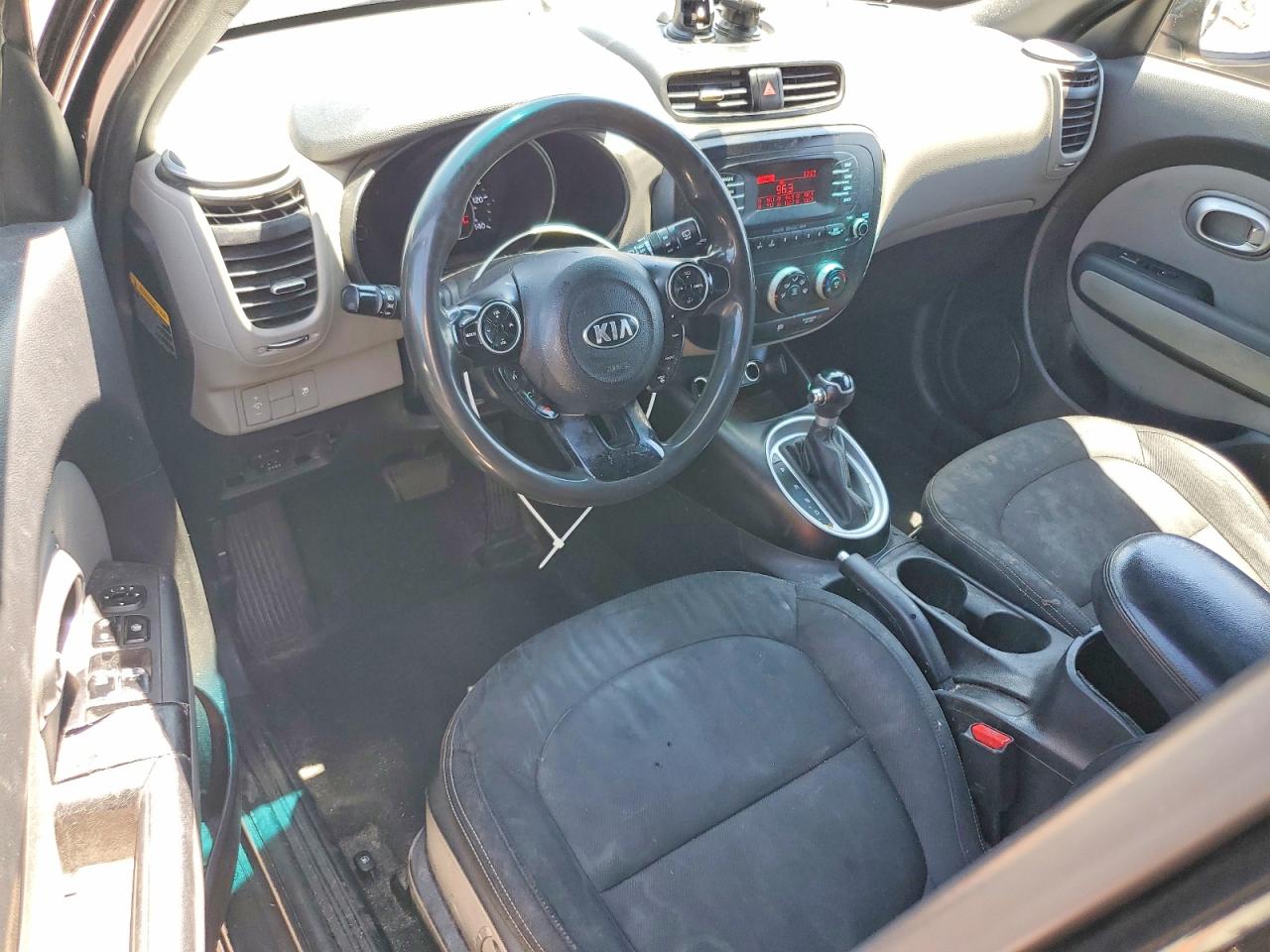 2015 Kia Soul + Черный vin: KNDJP3A50F7117749