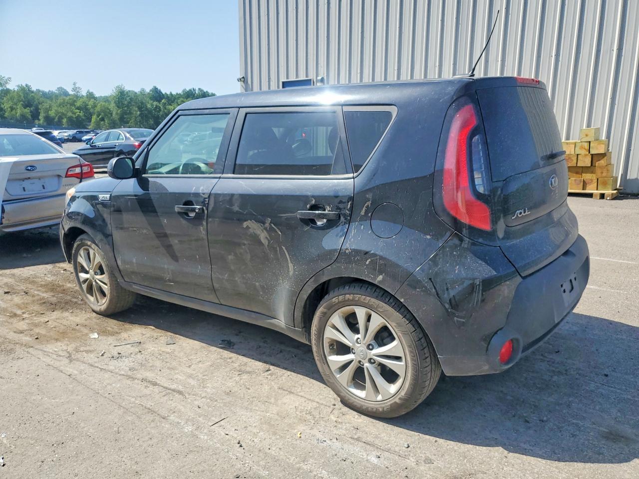 2015 Kia Soul + Black vin: KNDJP3A50F7181967