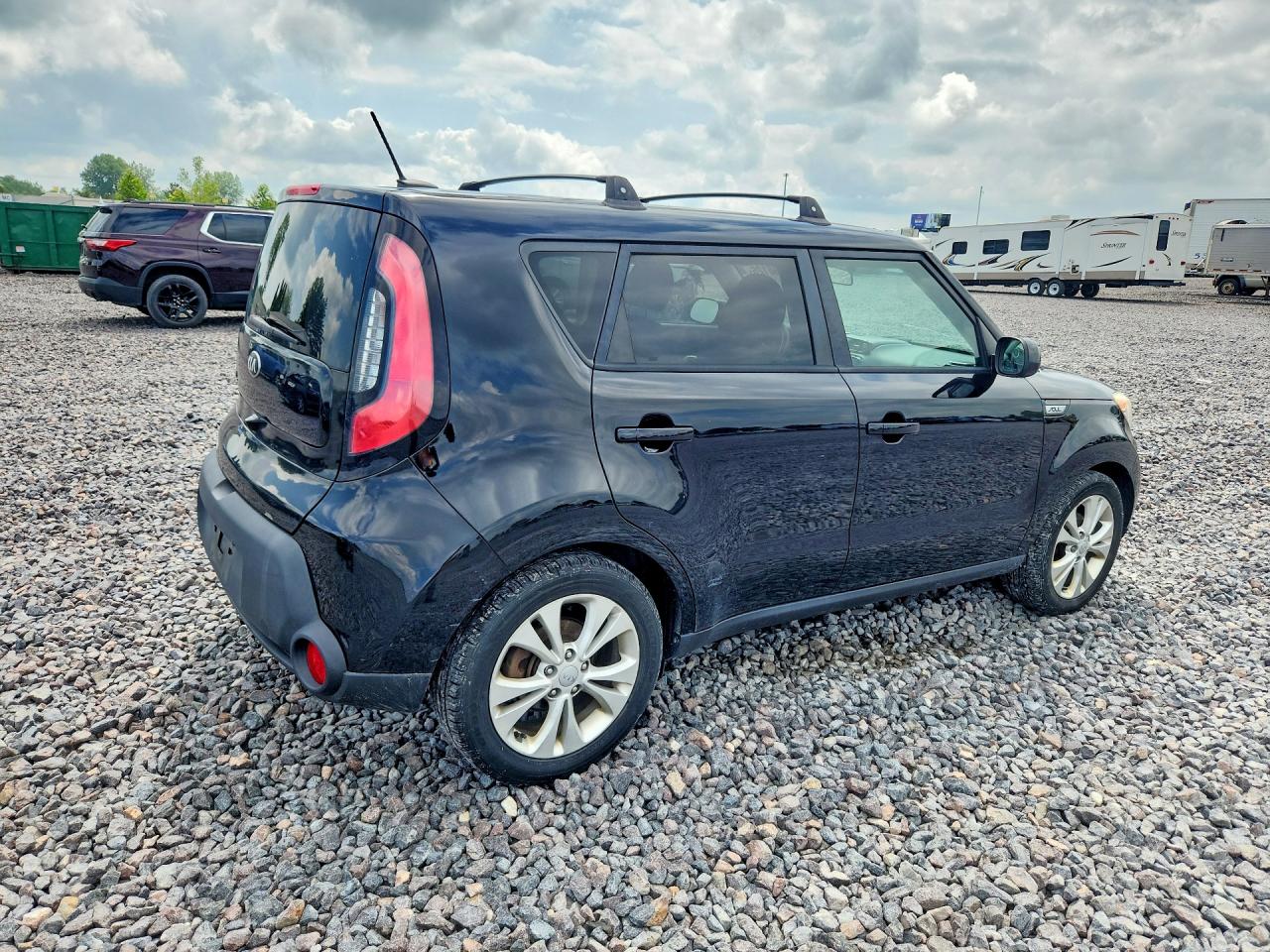2015 Kia Soul + Black vin: KNDJP3A50F7204051