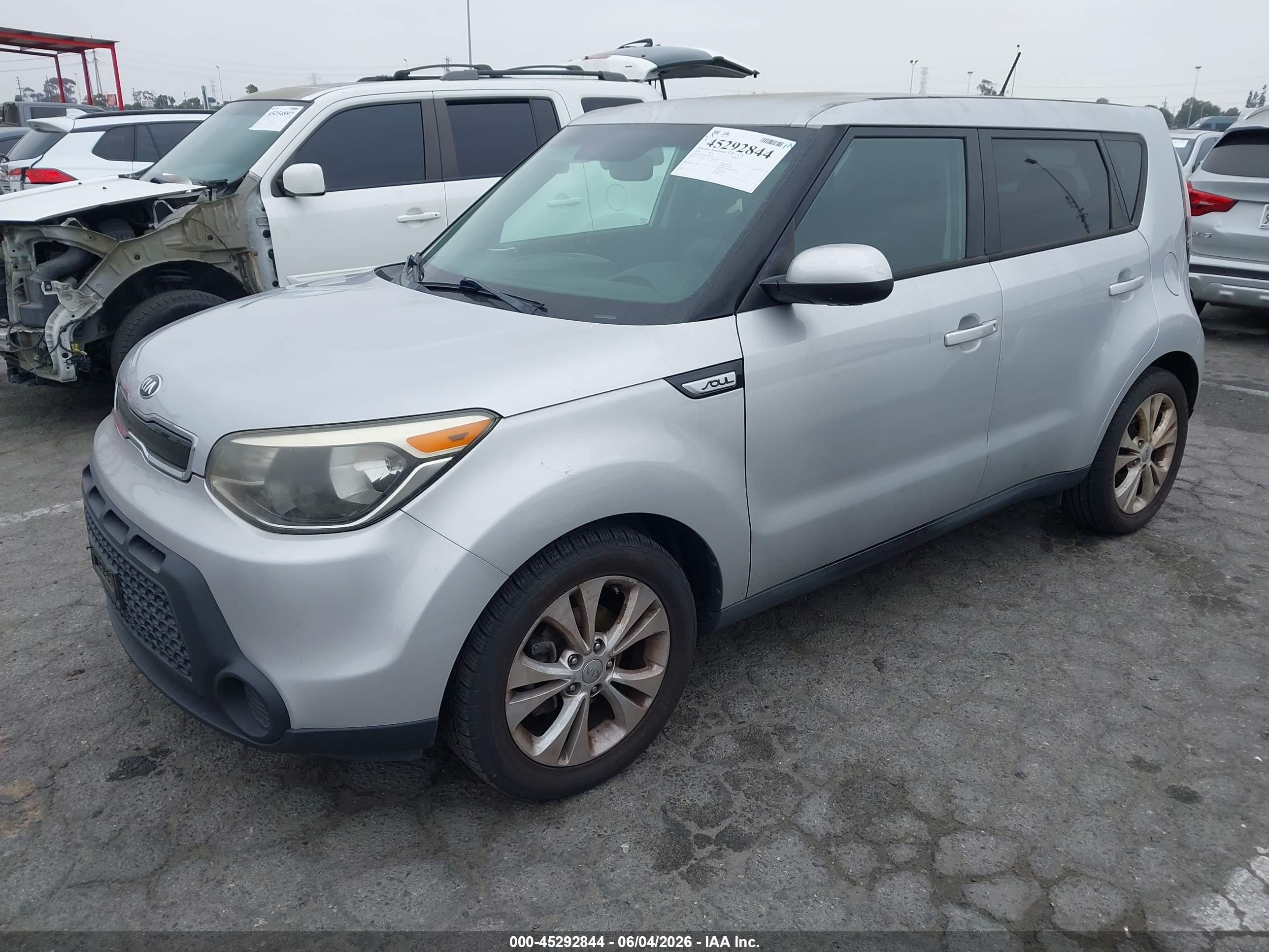 2015 Kia Soul + Silver vin: KNDJP3A50F7798155