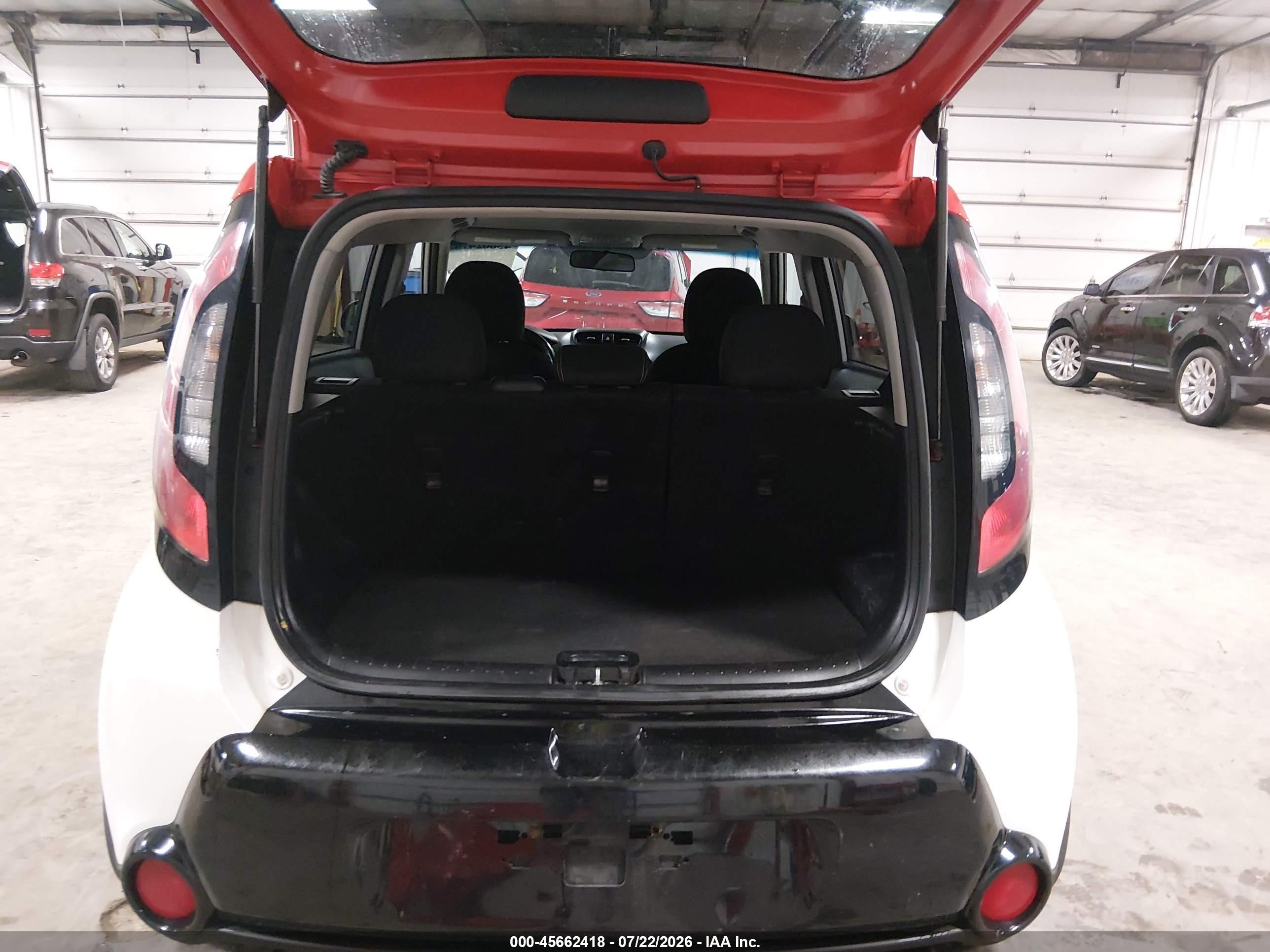 2016 Kia Soul + White vin: KNDJP3A50G7302532