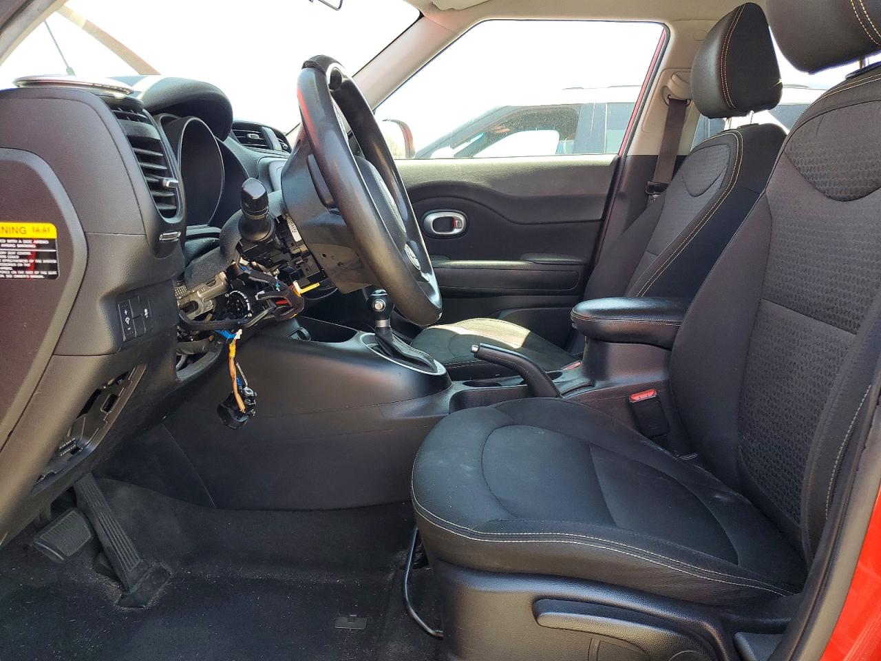 2016 Kia Soul + Red vin: KNDJP3A50G7875883