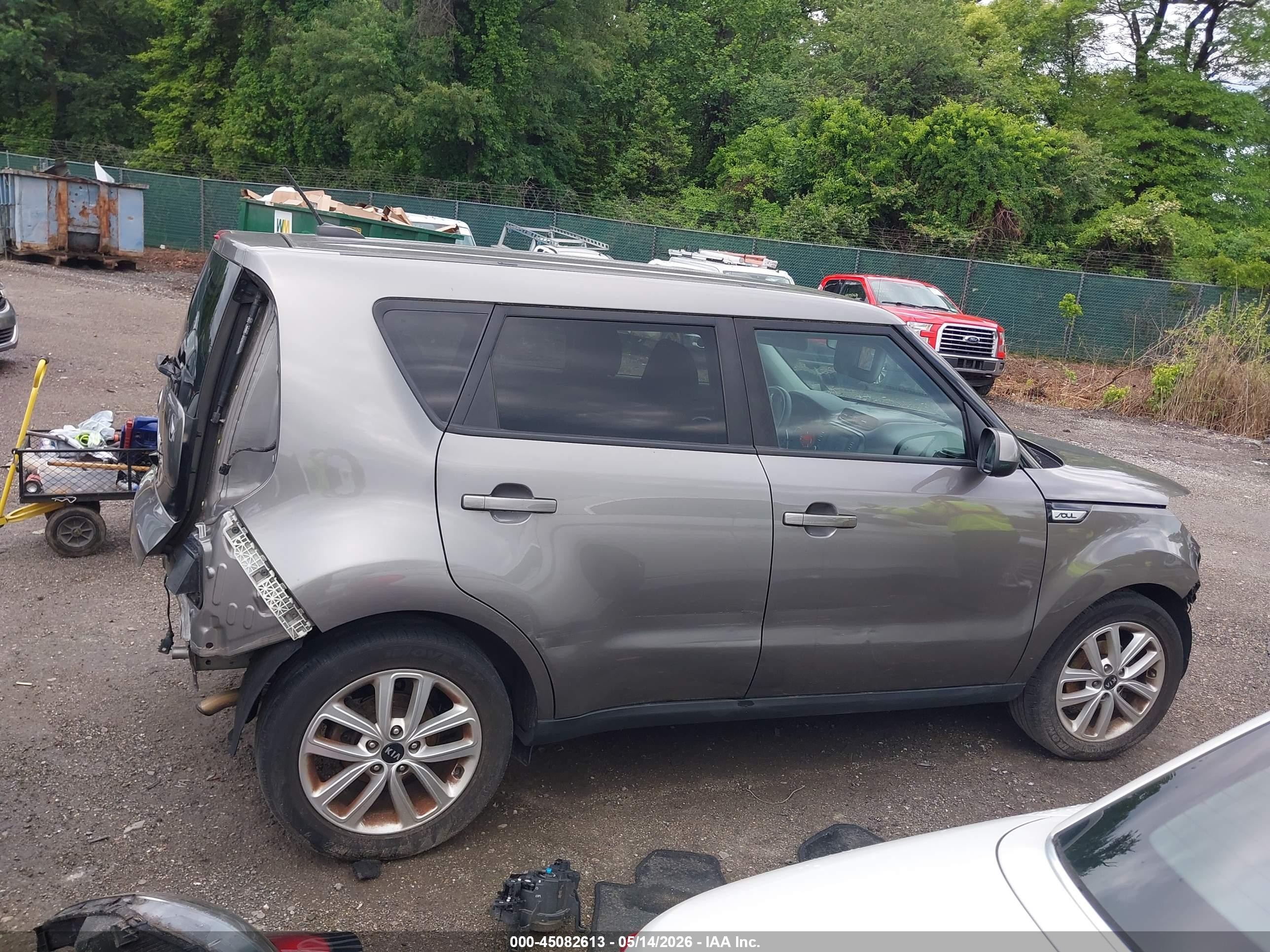 2018 Kia Soul + Tan vin: KNDJP3A50J7573405