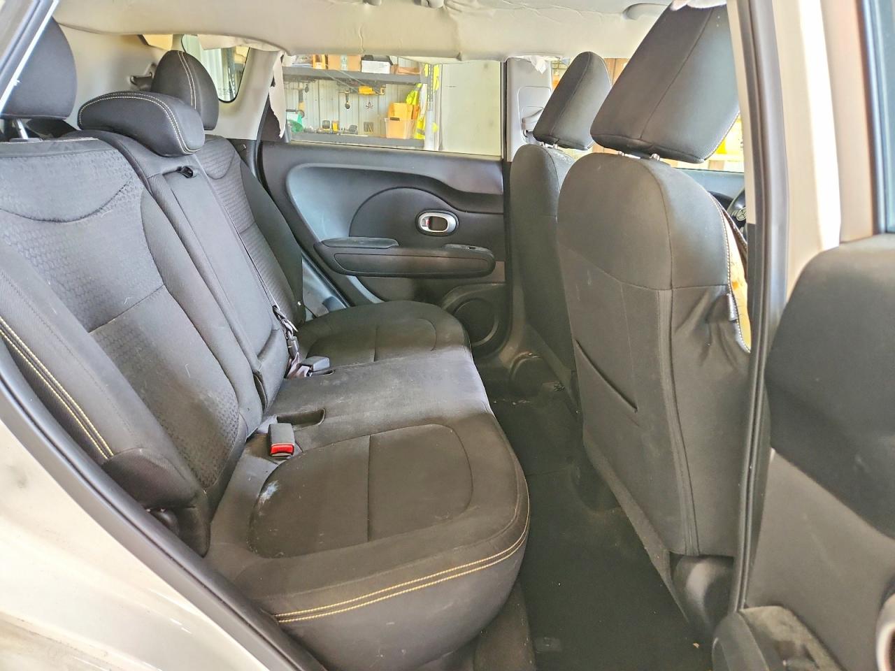 2014 Kia Soul + Белый vin: KNDJP3A51E7029162