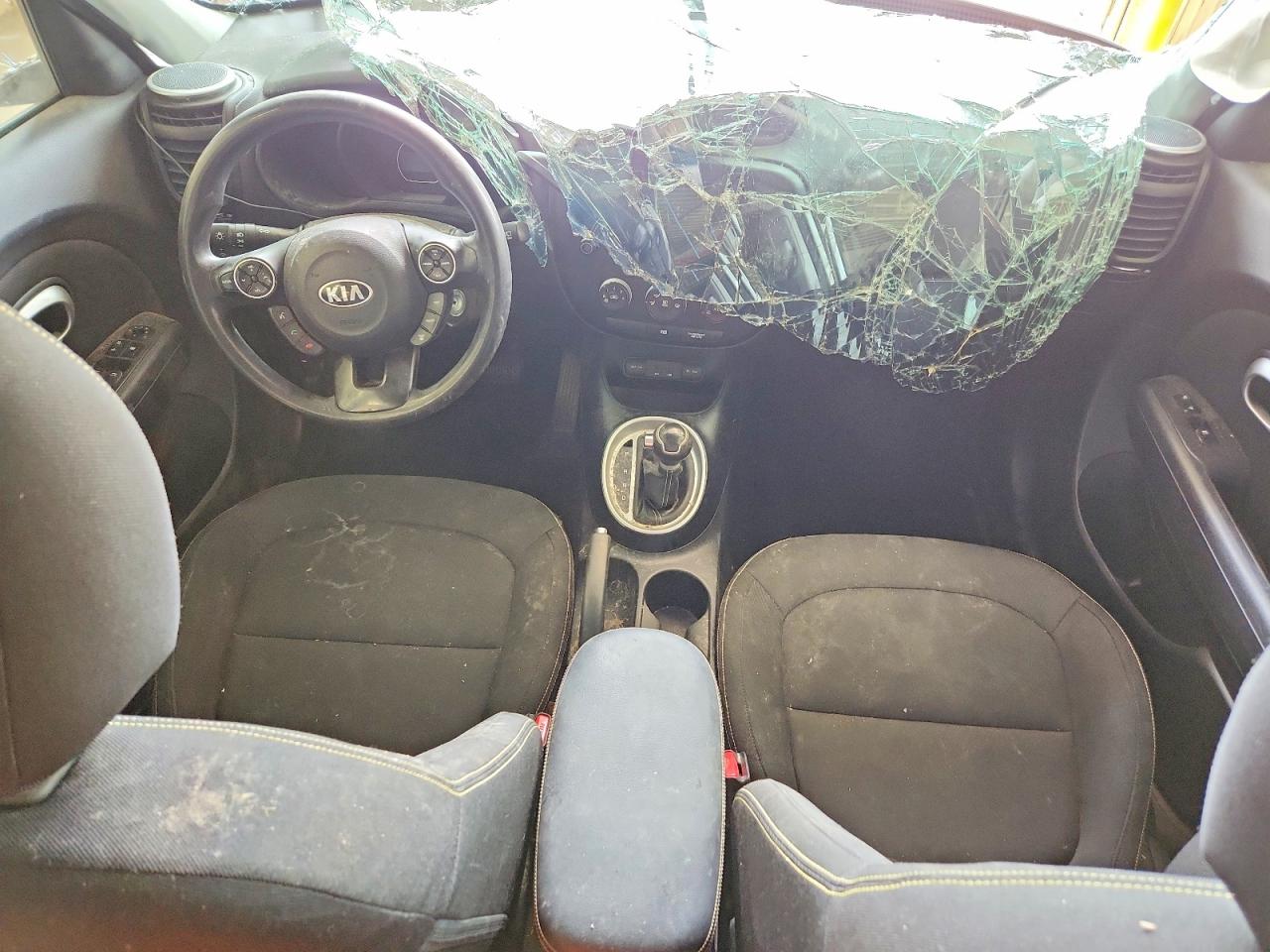 2014 Kia Soul + Белый vin: KNDJP3A51E7029162