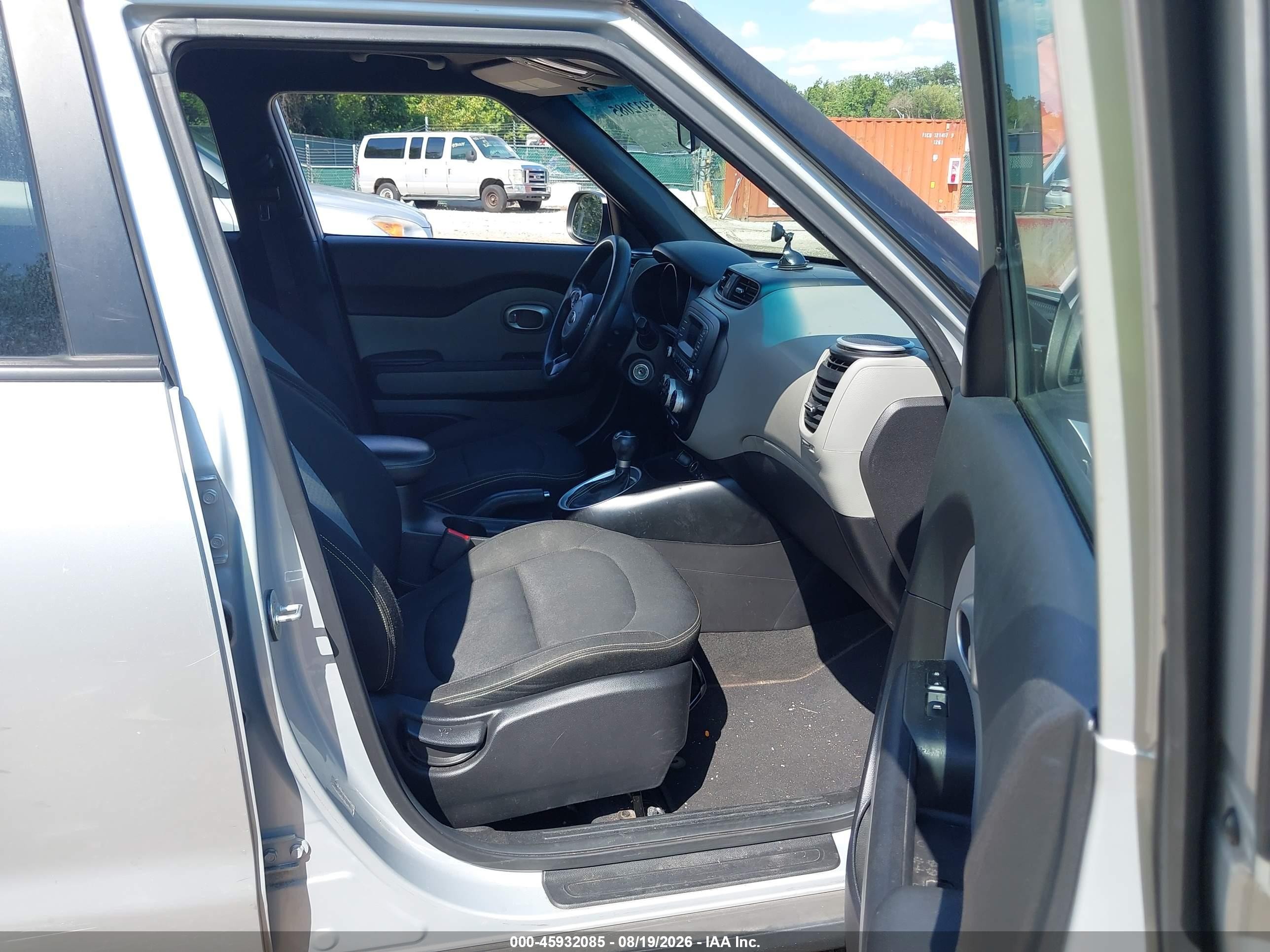 2014 Kia Soul + Silver vin: KNDJP3A51E7703066