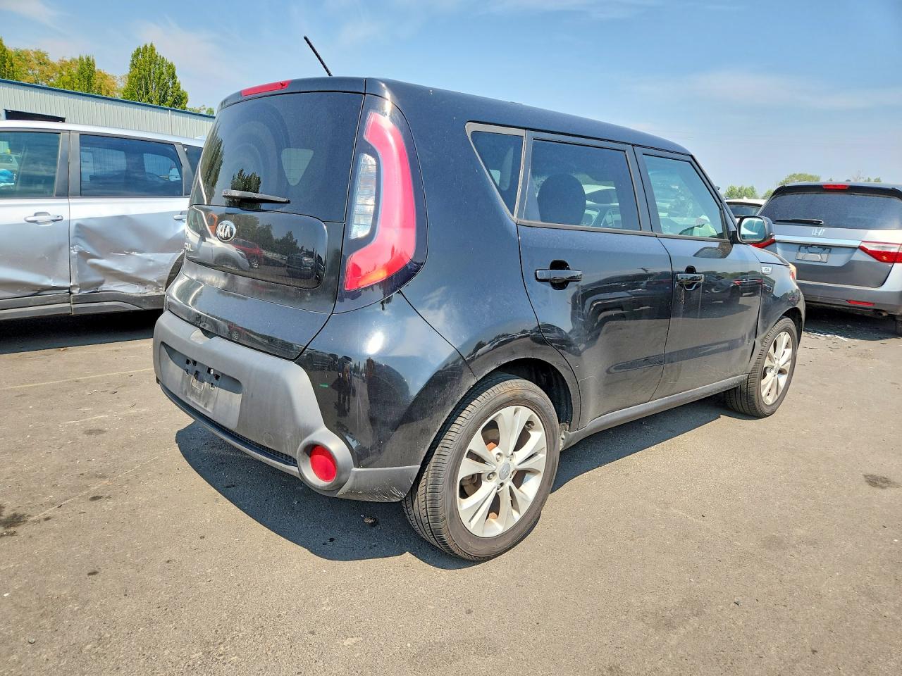 2015 Kia Soul + Black vin: KNDJP3A51F7114830