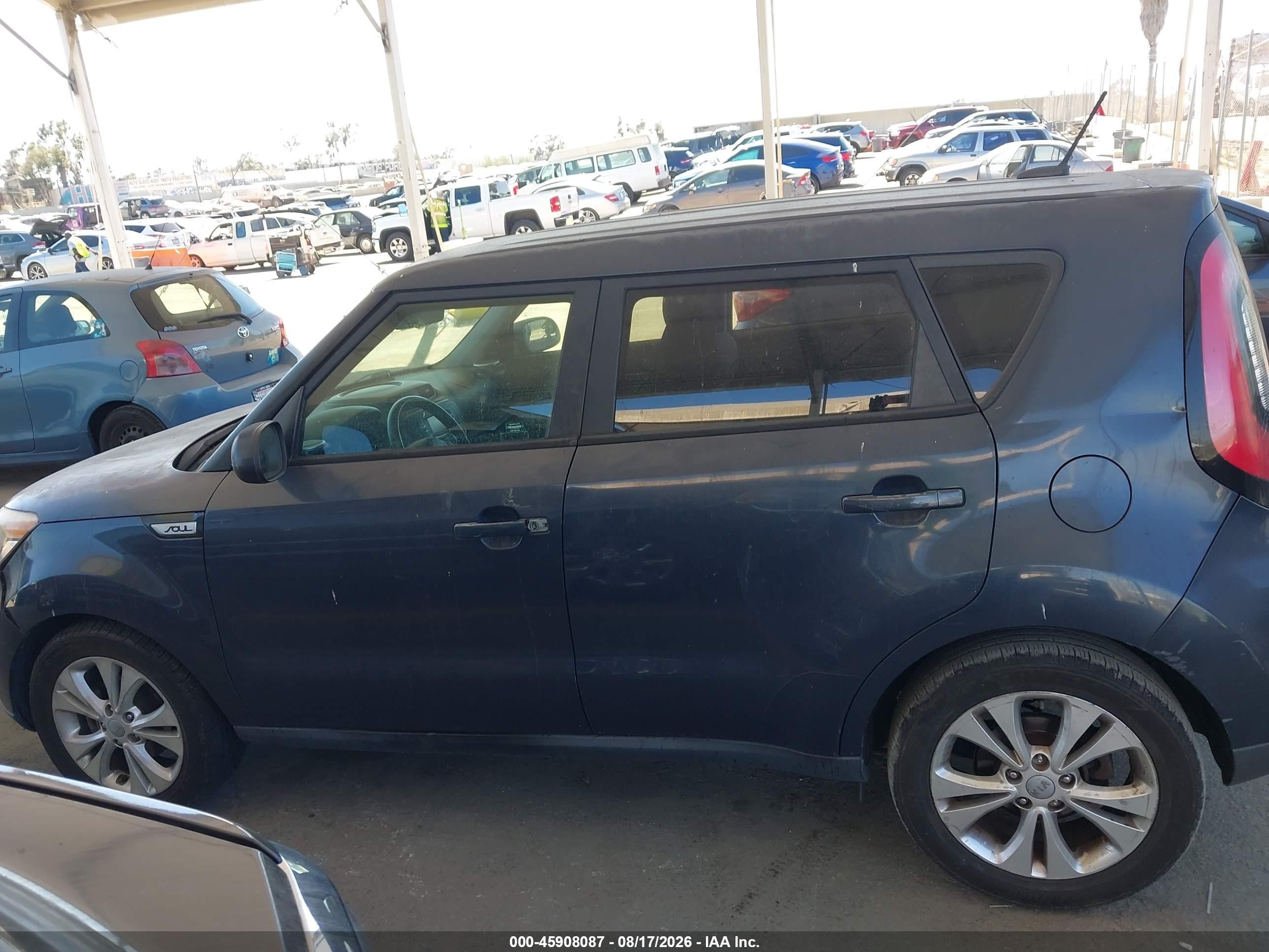 2015 Kia Soul + Dark Blue vin: KNDJP3A51F7150761