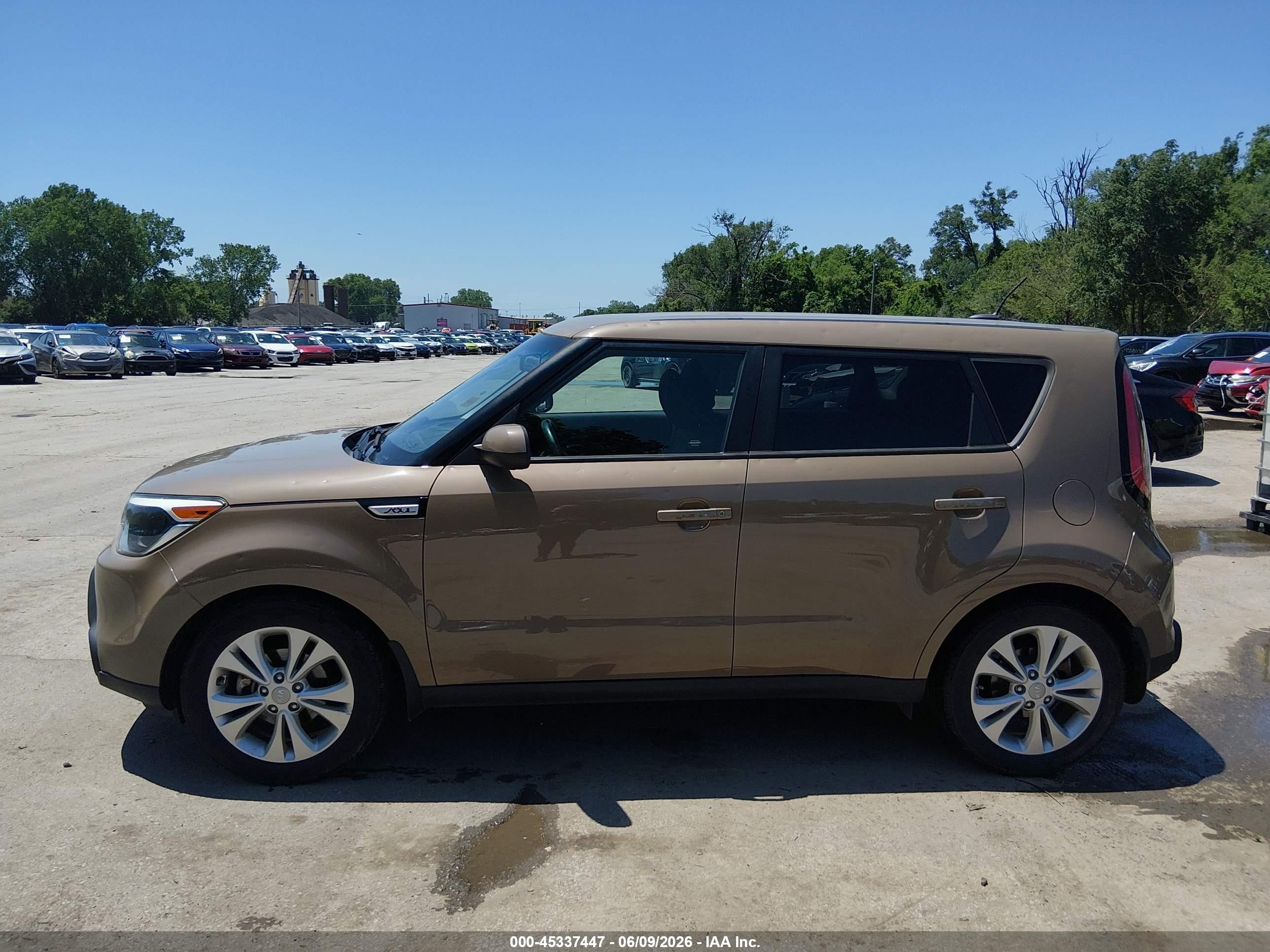 2015 Kia Soul + Brown vin: KNDJP3A51F7156303