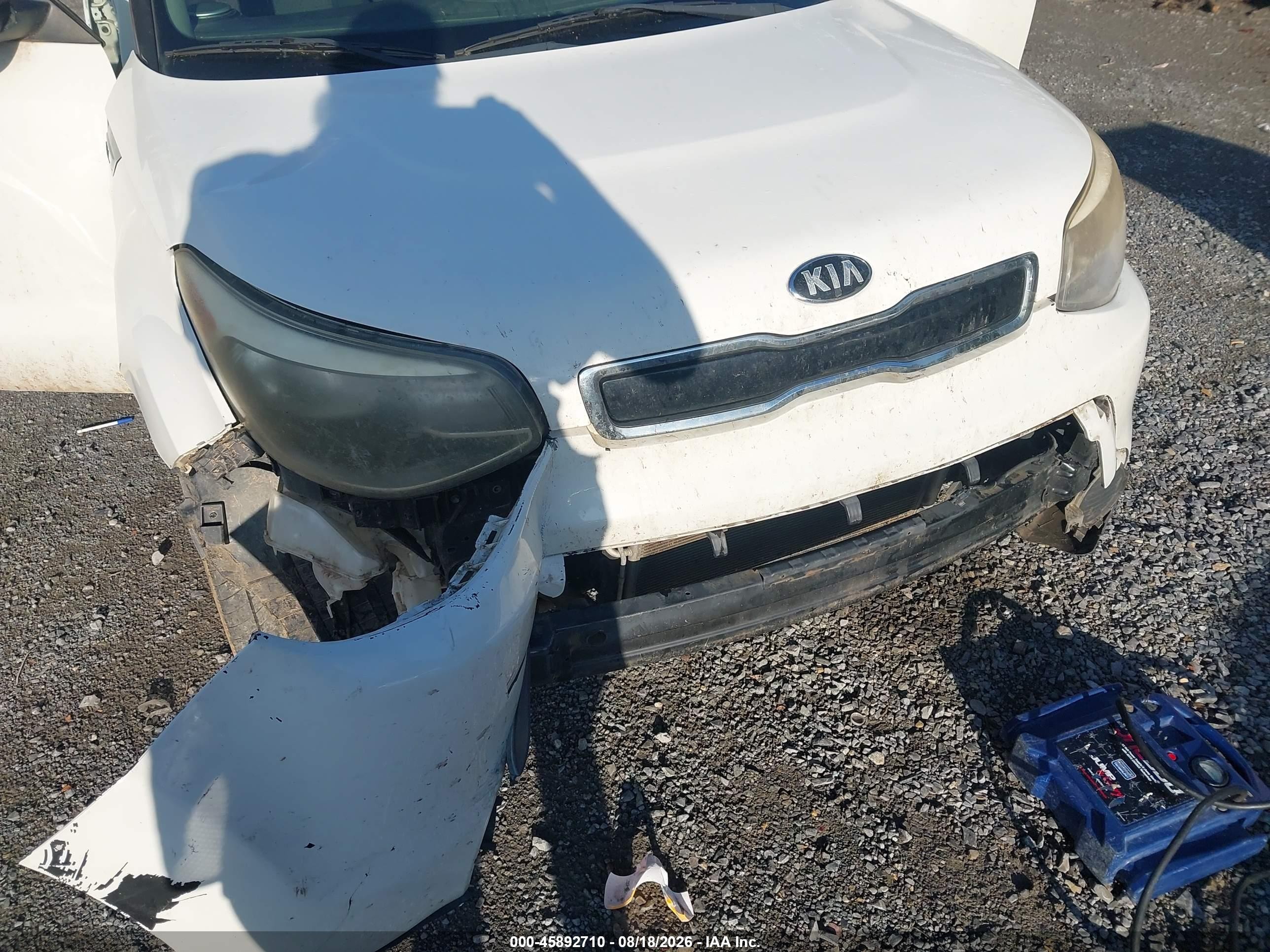 2015 Kia Soul + Белый vin: KNDJP3A51F7161792