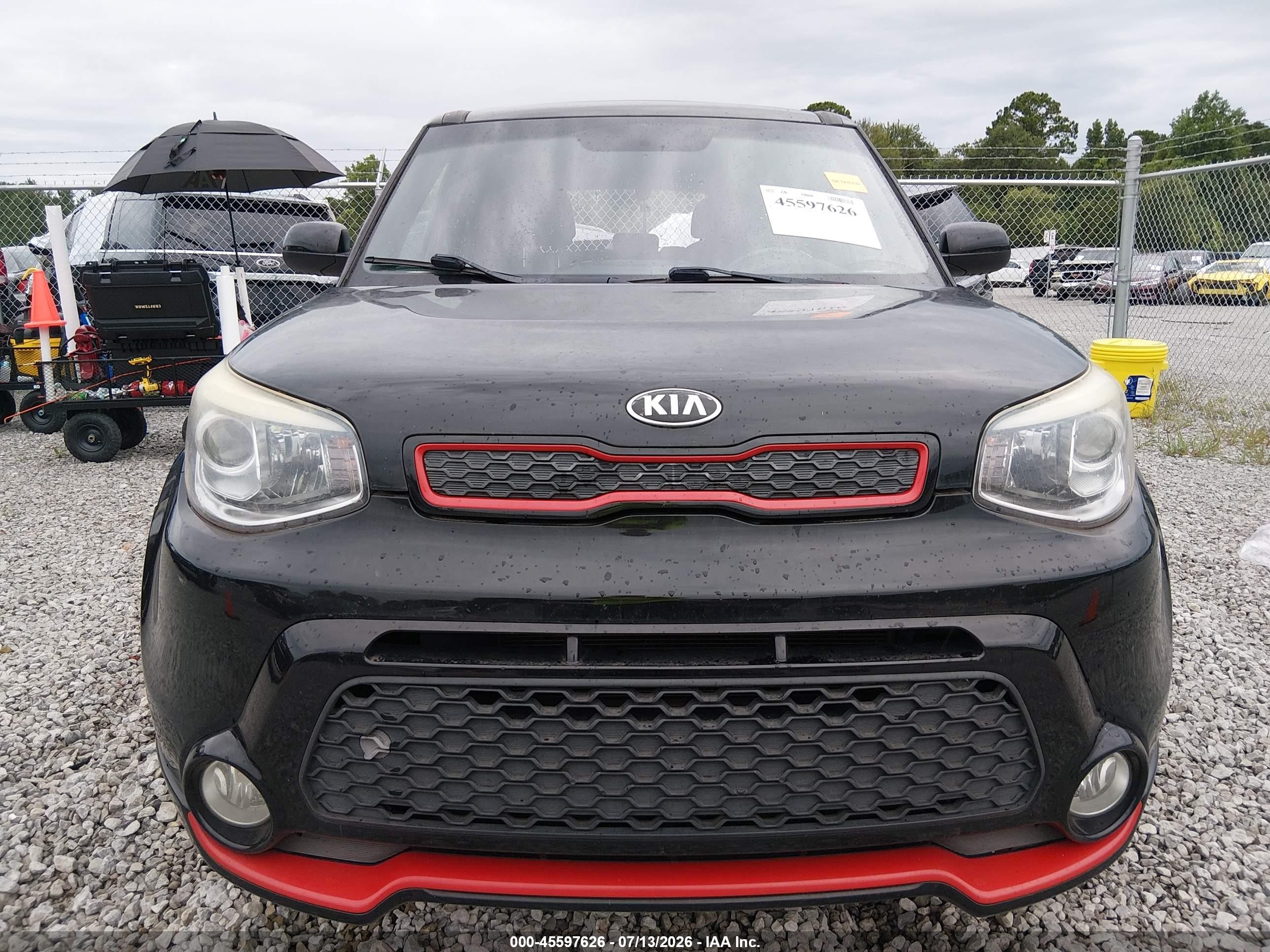 2015 Kia Soul + Black vin: KNDJP3A51F7163039