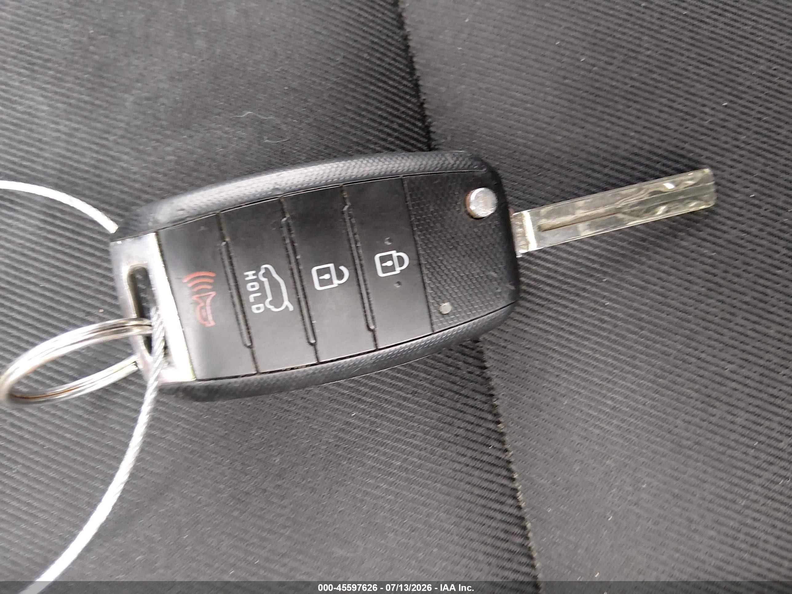 2015 Kia Soul + Black vin: KNDJP3A51F7163039