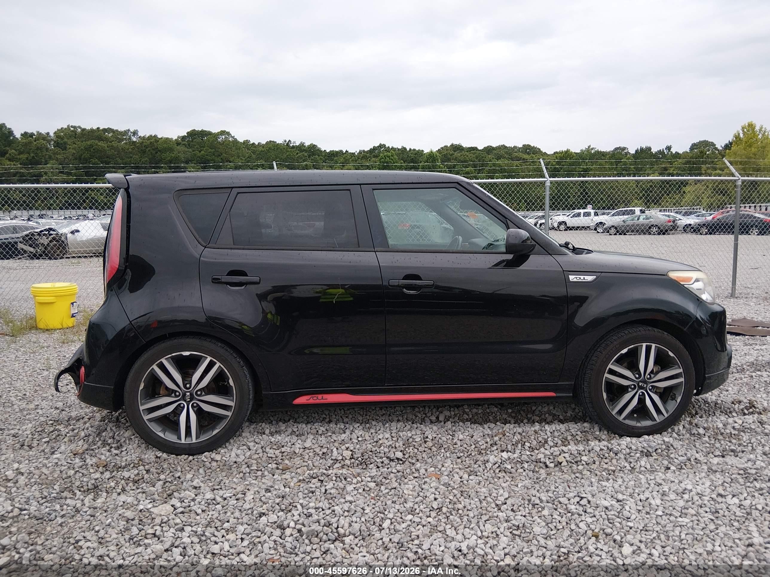 2015 Kia Soul + Black vin: KNDJP3A51F7163039