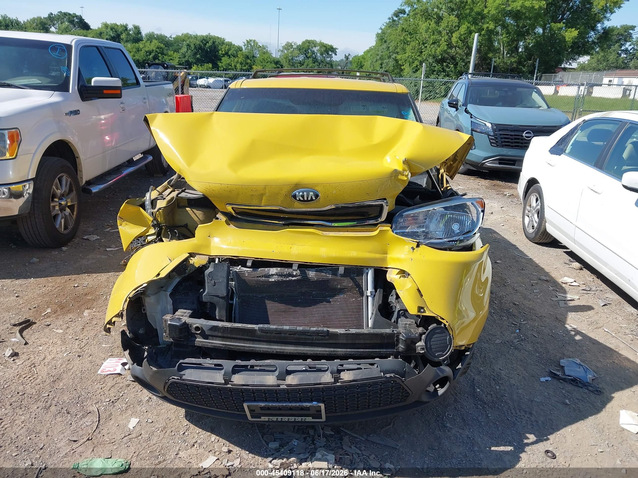 2015 Kia Soul + Yellow vin: KNDJP3A51F7207573