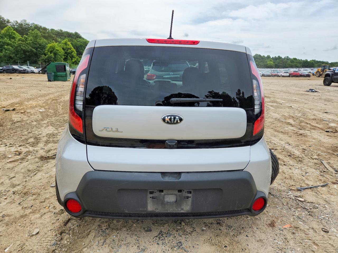 2015 Kia Soul Silver vin: KNDJP3A51F7781395