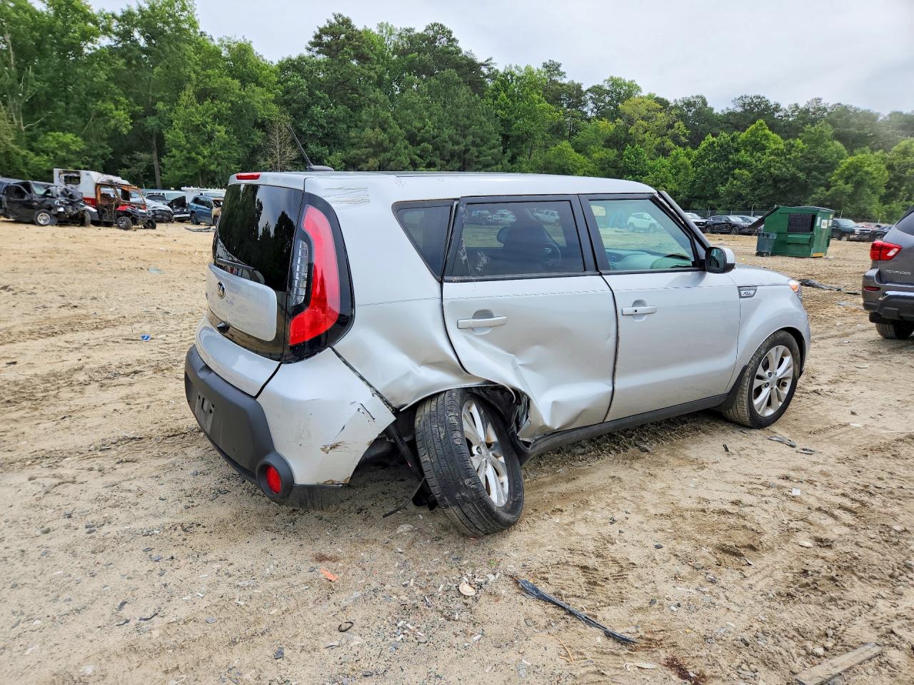 2015 Kia Soul Silver vin: KNDJP3A51F7781395