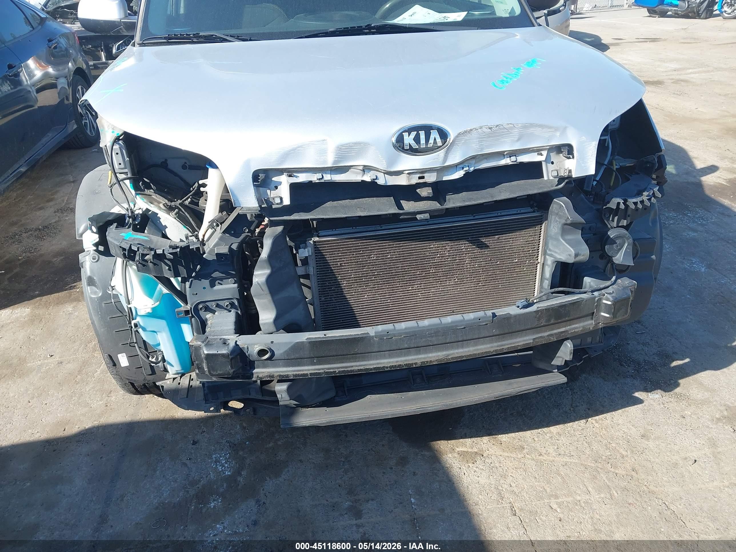 2015 Kia Soul + Gray vin: KNDJP3A51F7787343