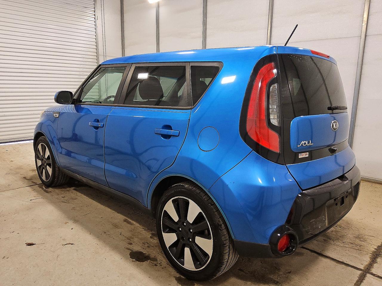 2016 Kia Soul + Синий vin: KNDJP3A51G7377837