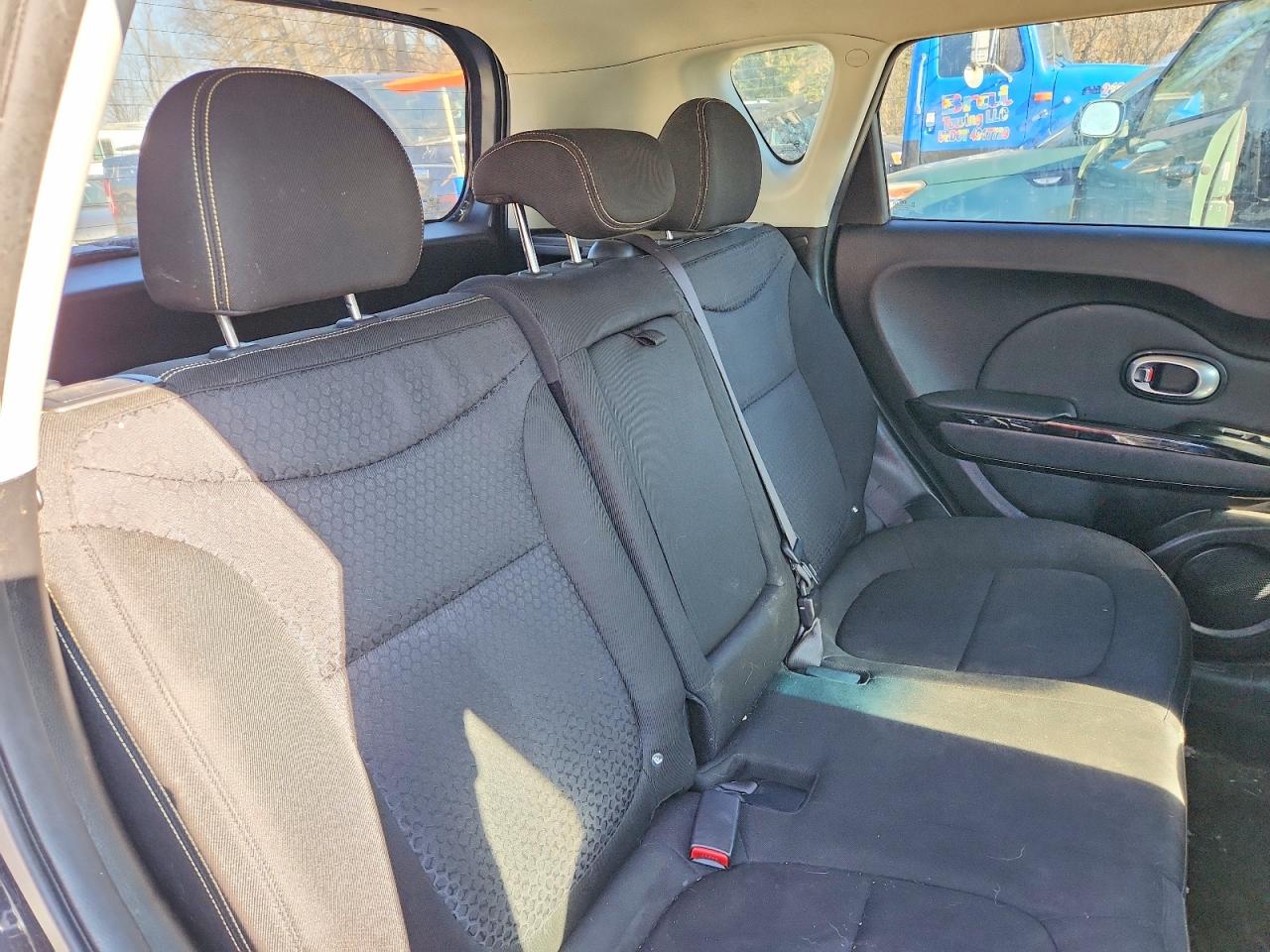 2014 Kia Soul + Blue vin: KNDJP3A52E7022740
