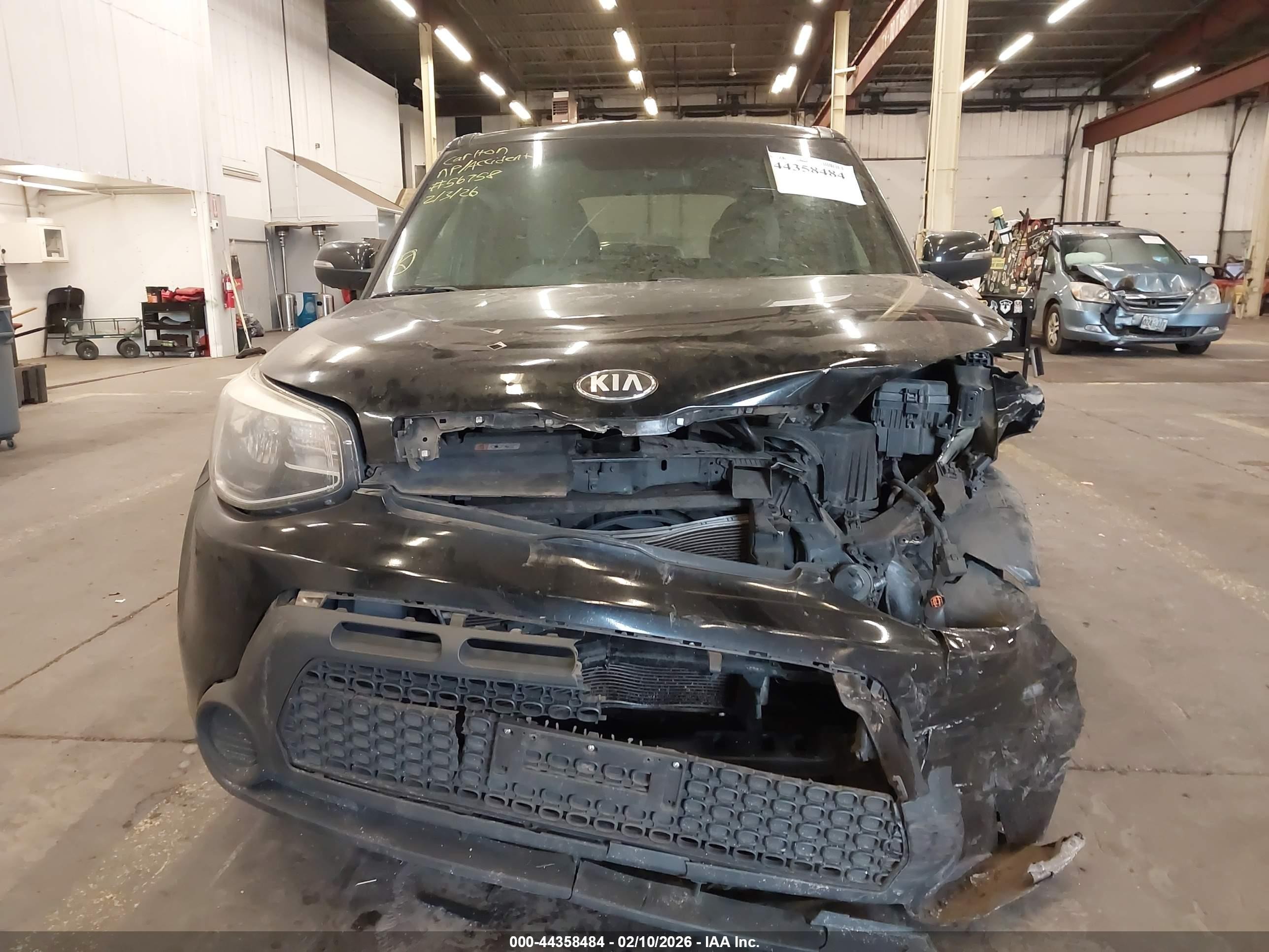 2014 Kia Soul + Black vin: KNDJP3A52E7081061