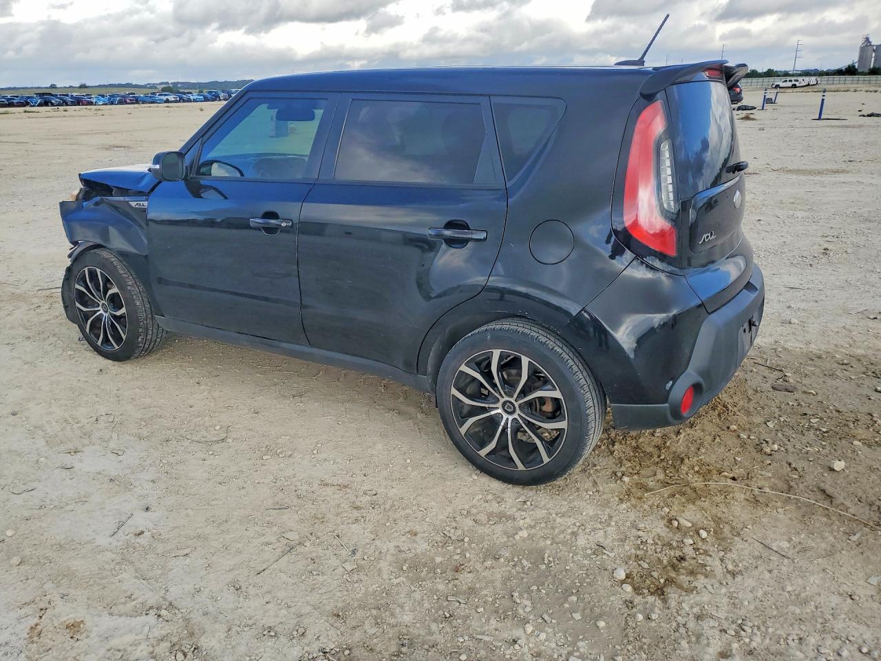 2014 Kia Soul + Black vin: KNDJP3A52E7088804