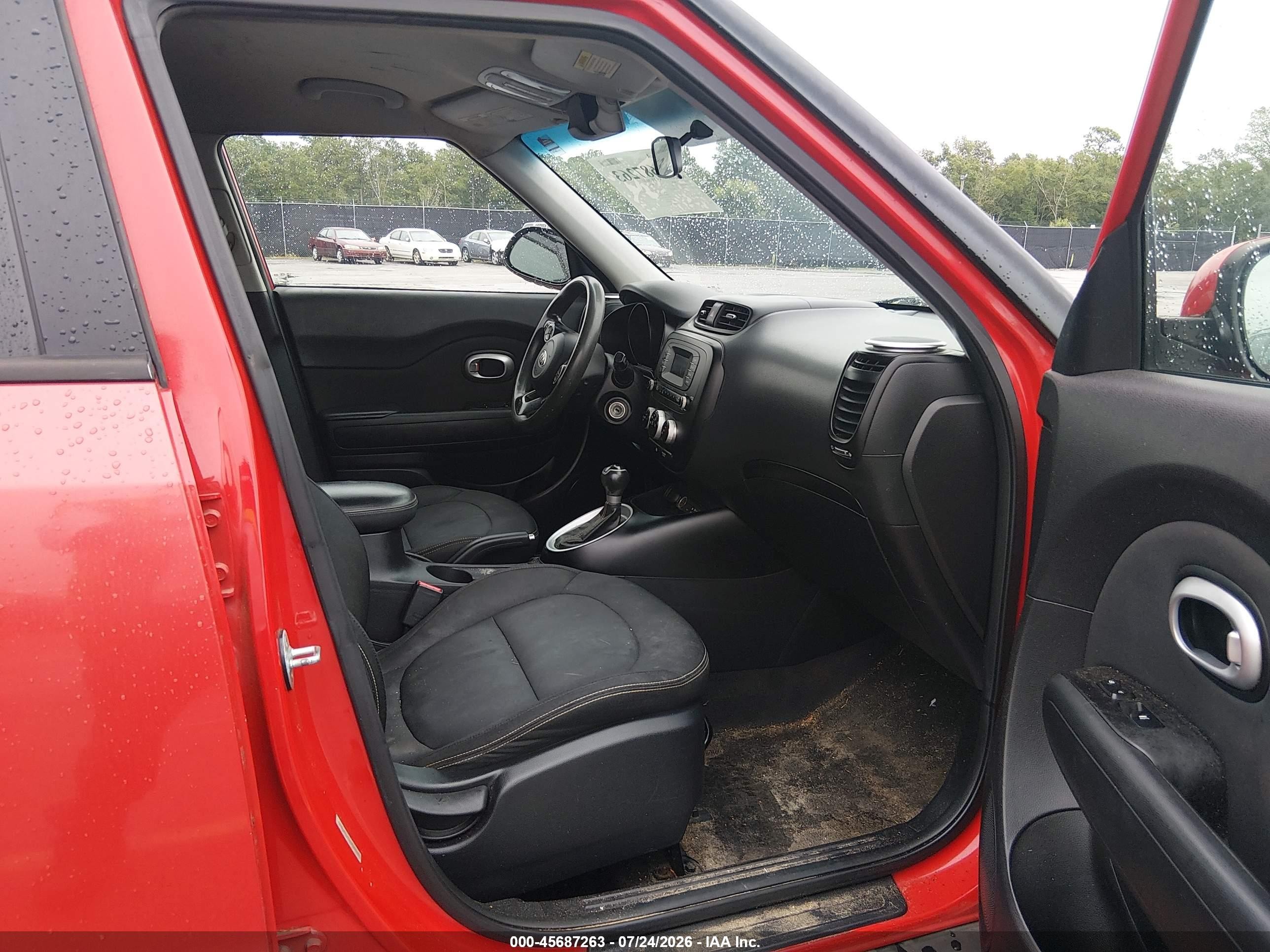 2014 Kia Soul + Red vin: KNDJP3A52E7725559