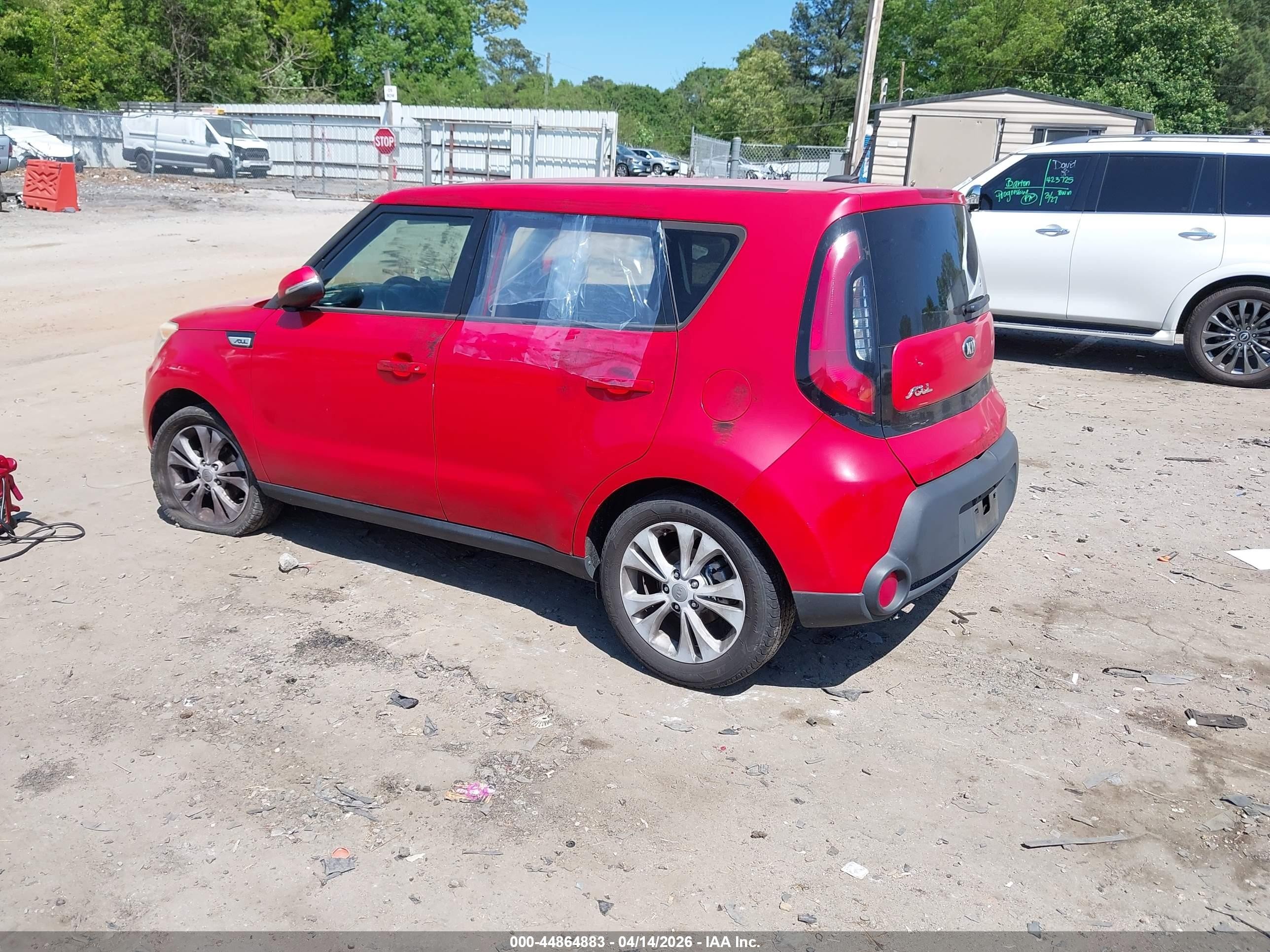 2014 Kia Soul + Red vin: KNDJP3A52E7726761