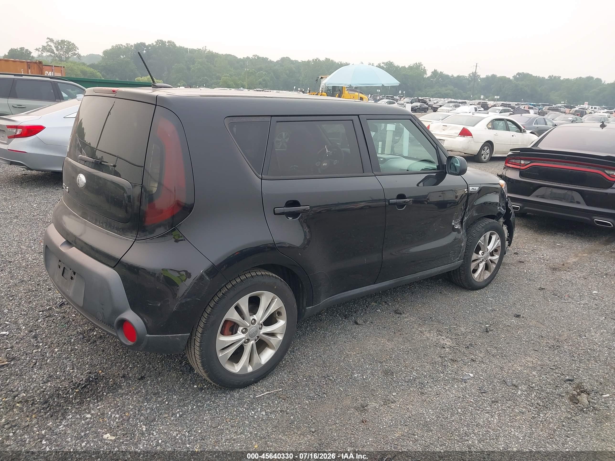2015 Kia Soul + Black vin: KNDJP3A52F7114447